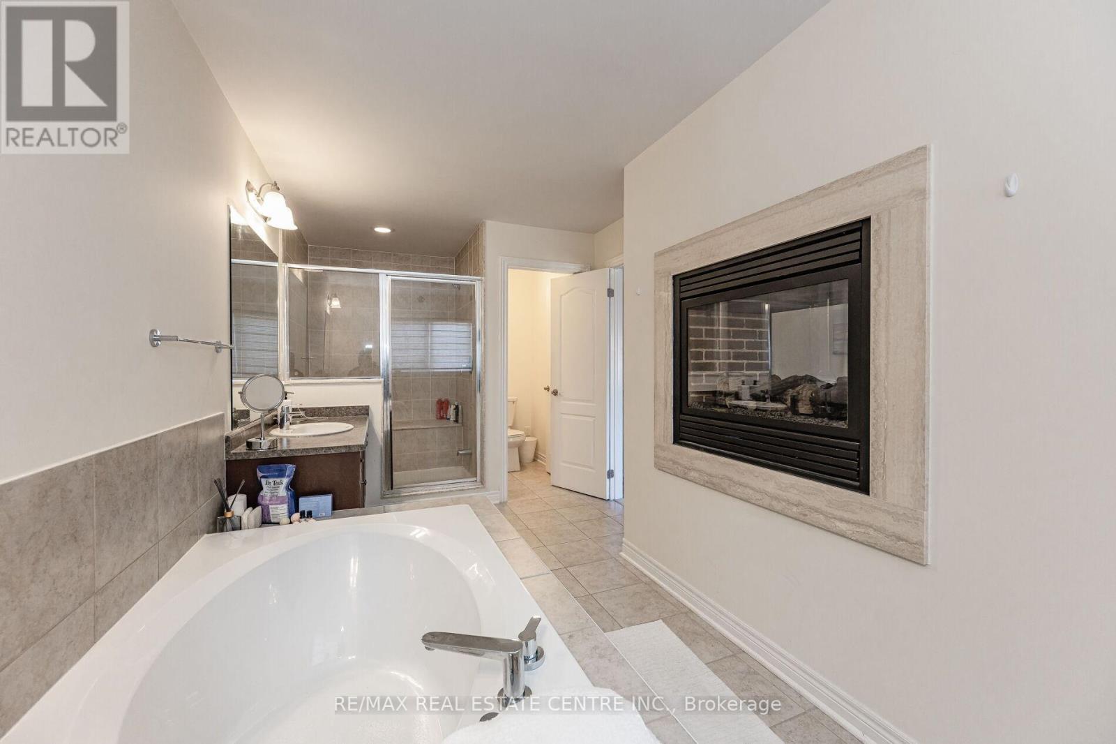 2453 Village Common Property Photo 24