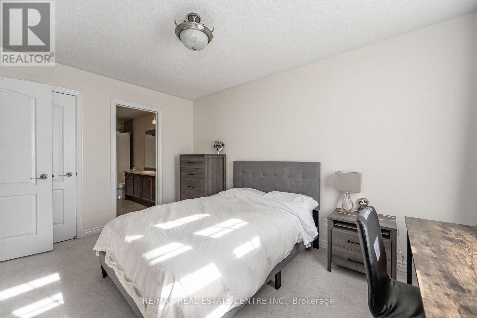 2453 Village Common Property Photo 26
