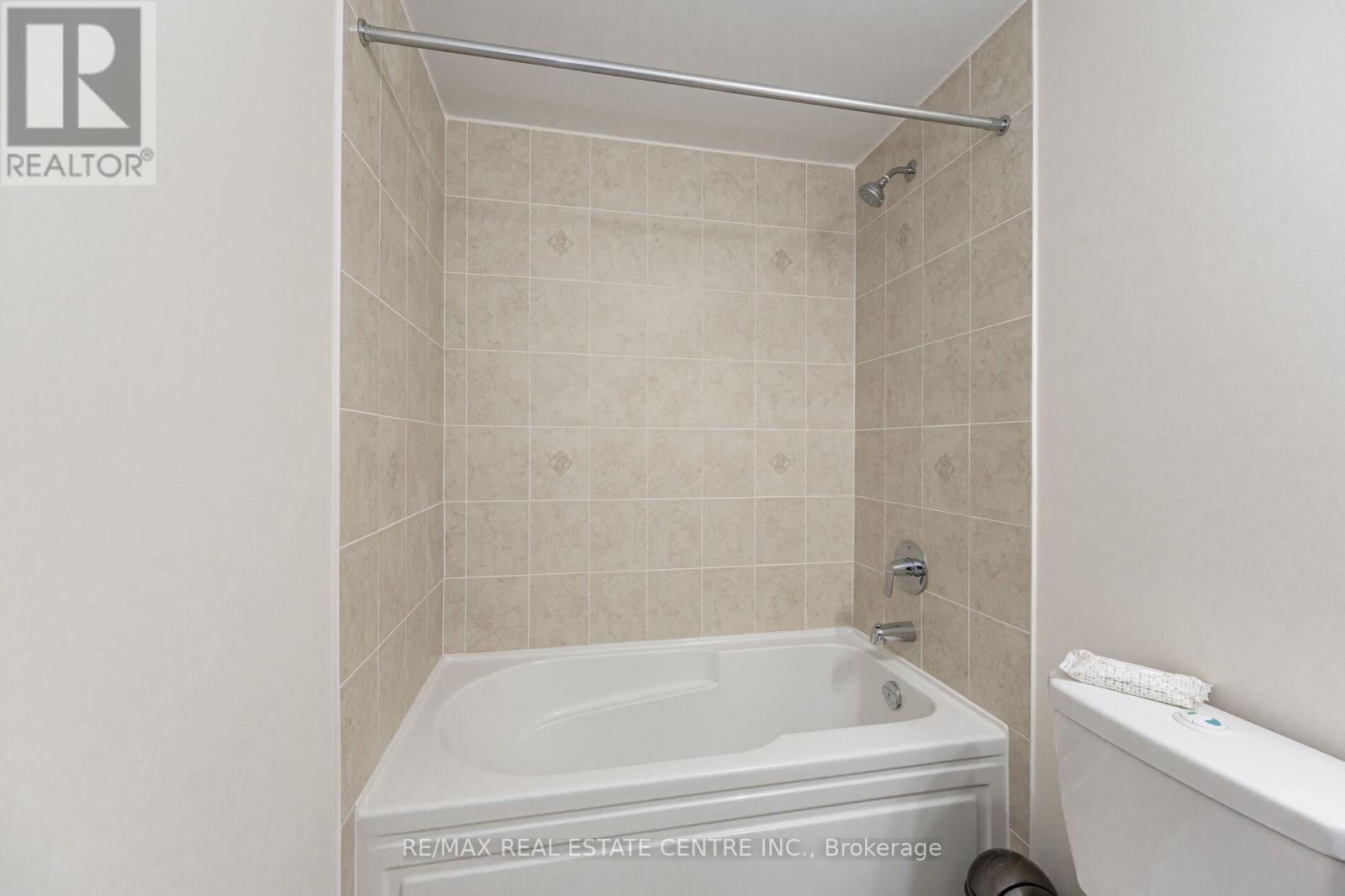 2453 Village Common Property Photo 36
