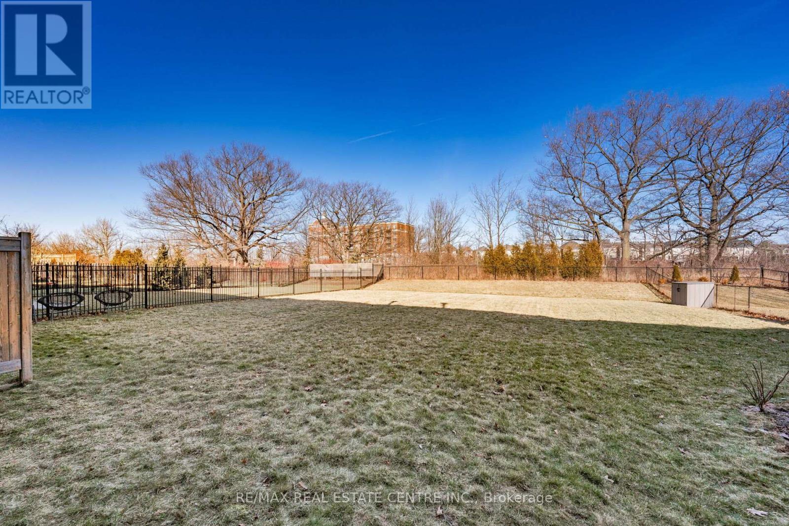2453 Village Common Property Photo 38