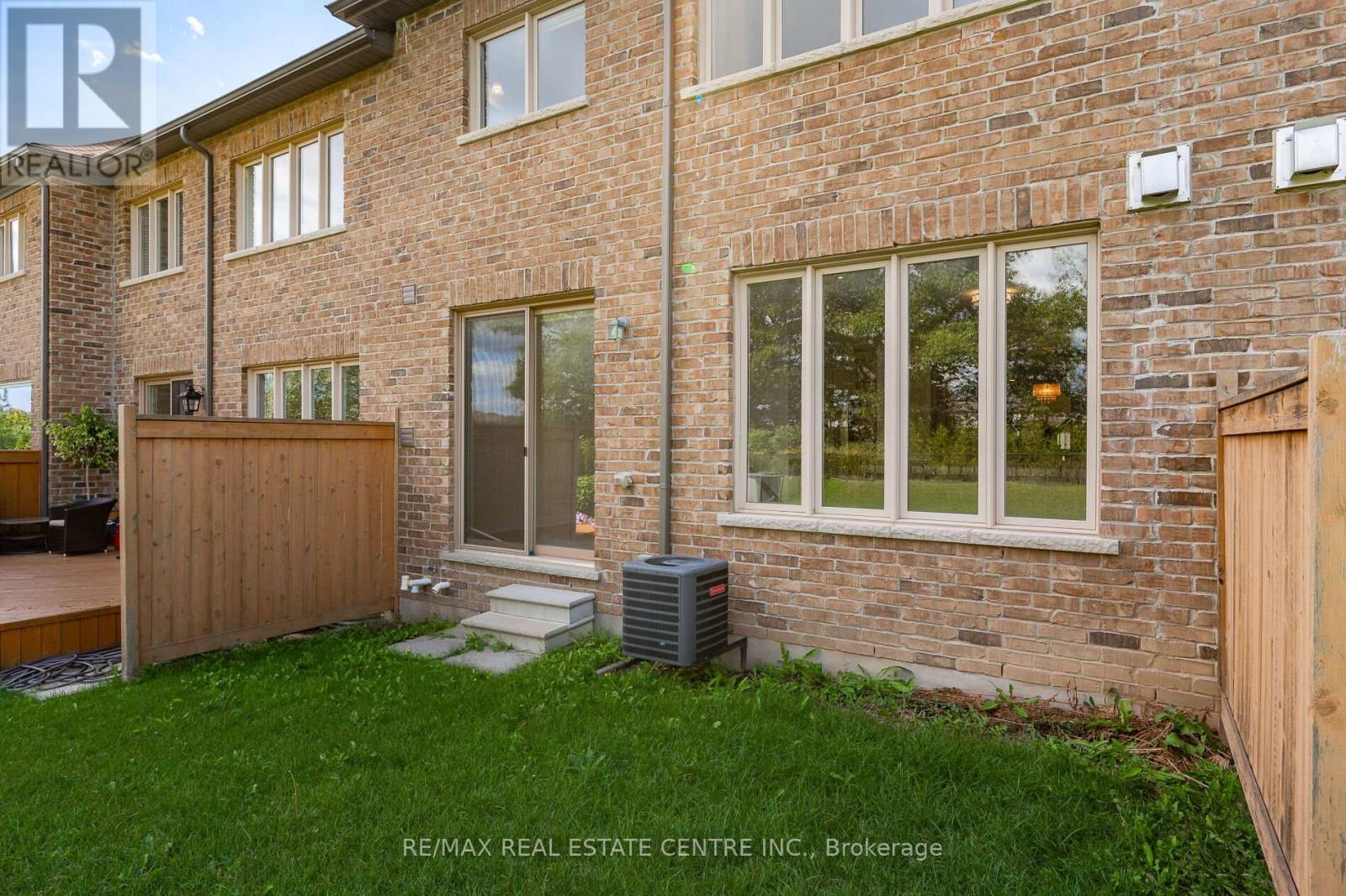 2453 Village Common Property Photo 42