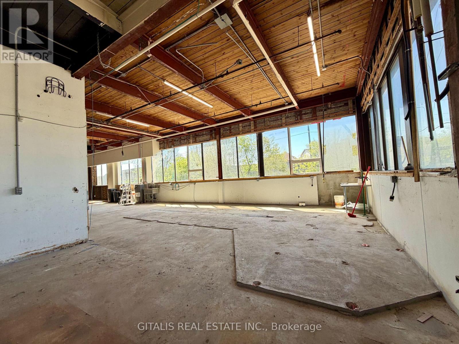 101 - 100 Symes Road Property Photo 4