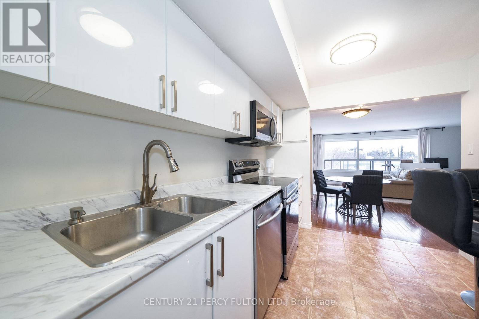 744-746 Wilson Avenue Property Photo 15