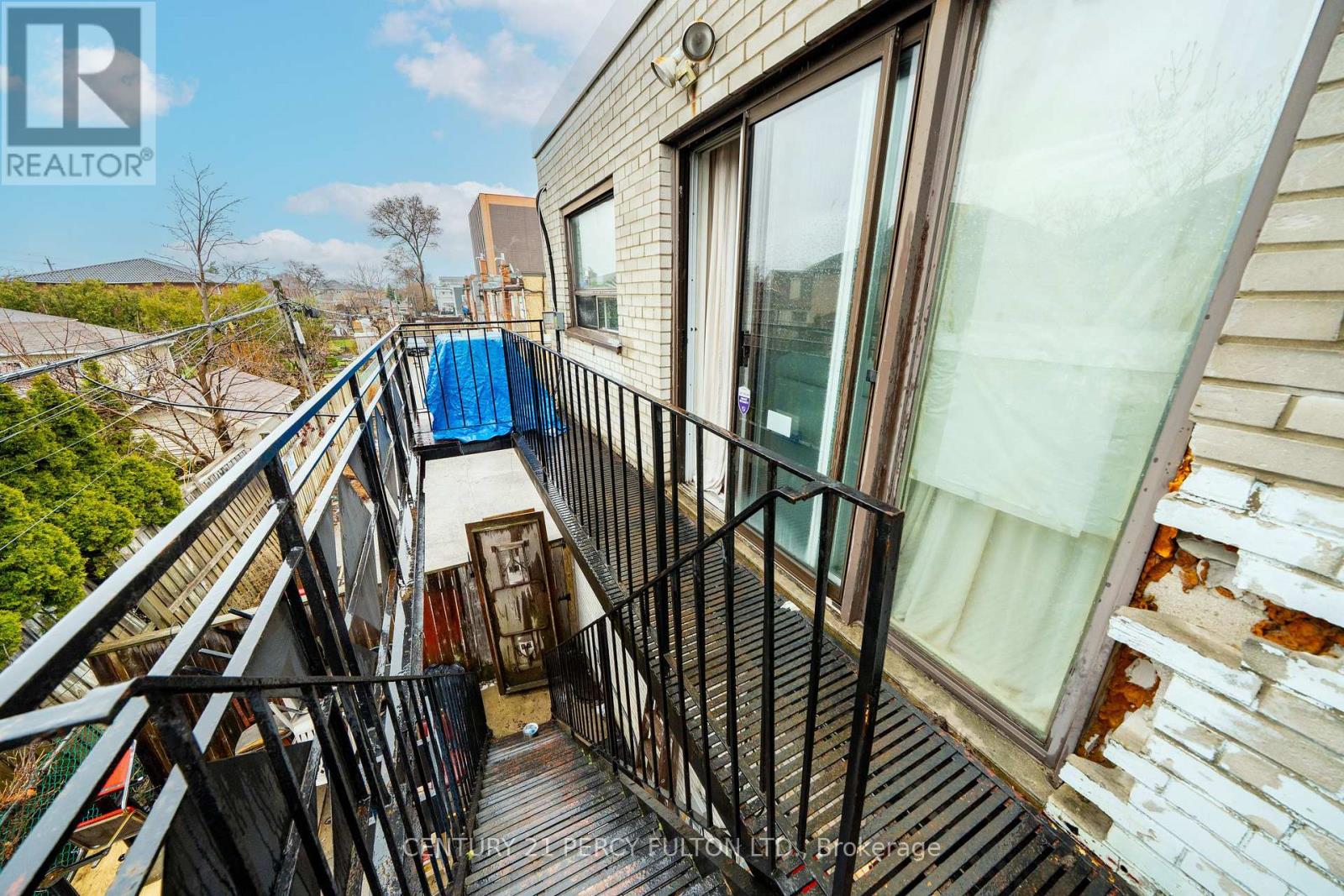 744-746 Wilson Avenue Property Photo 23