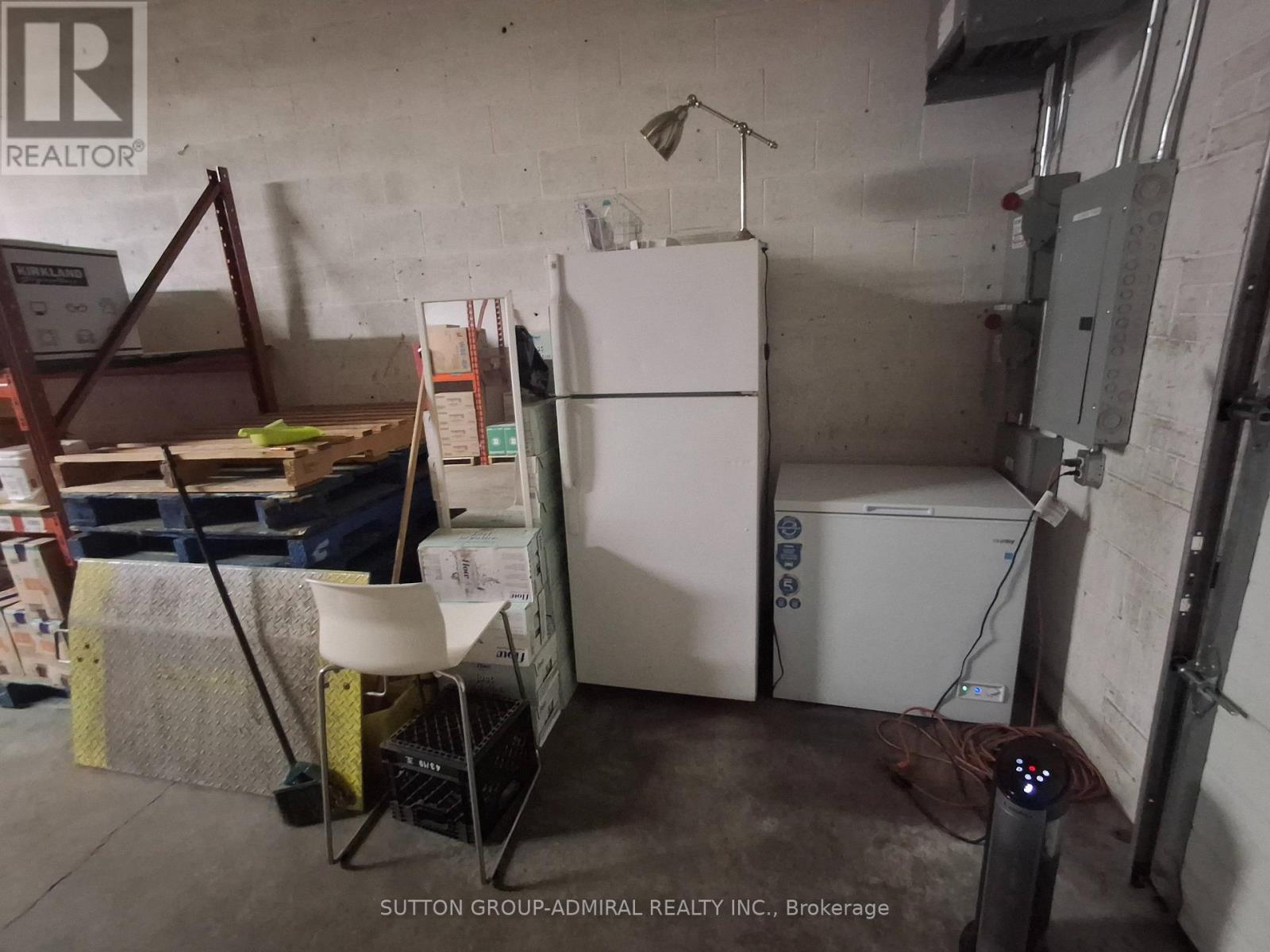 703 Garyray Drive Property Photo 4