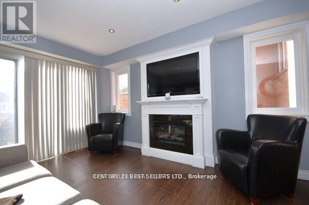 100 - 107 Bristol Road E Property Photo 14