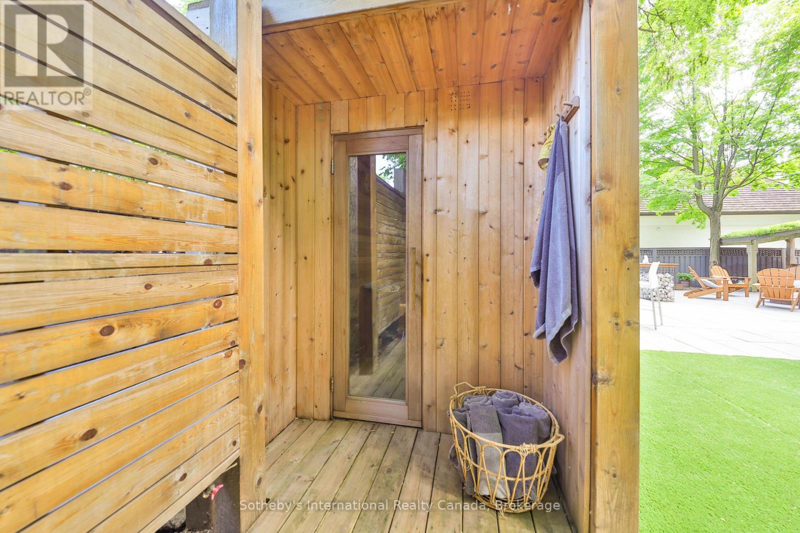 55 Chisholm Street Property Photo 49