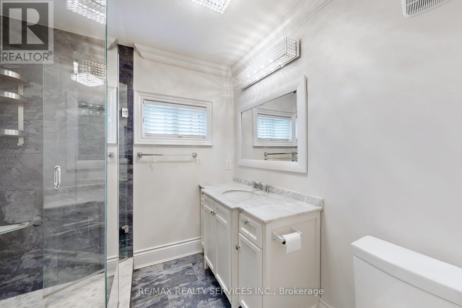53 Geneva Crescent Property Photo 36