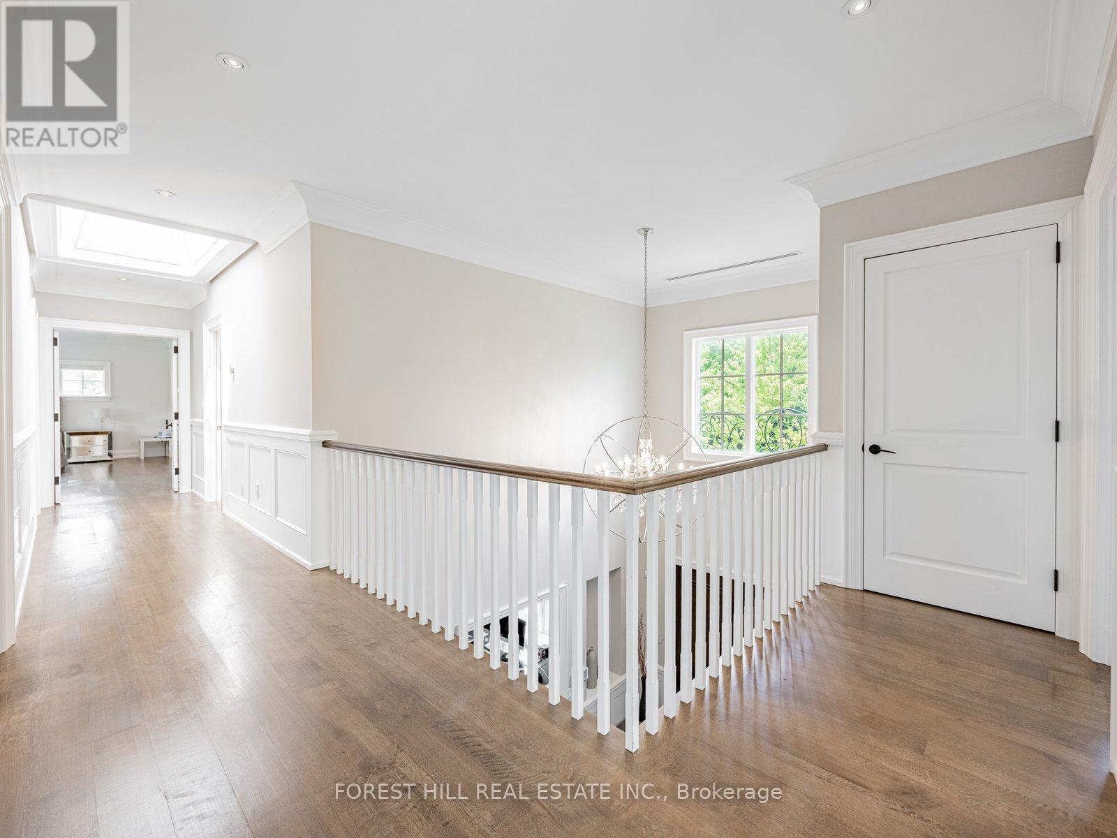 302 Pinehurst Drive W Property Photo 16