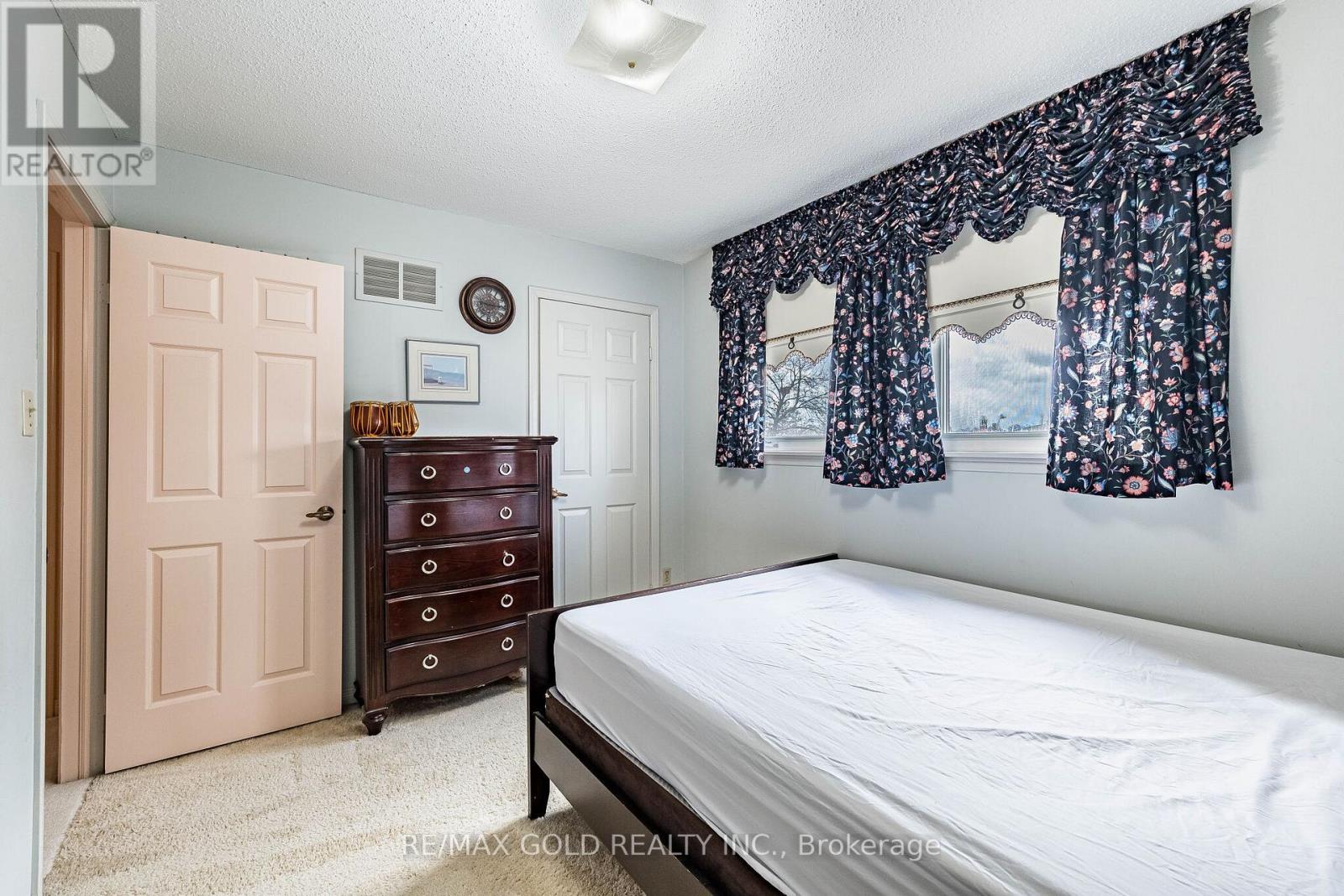 9 Princeton Terrace Property Photo 32