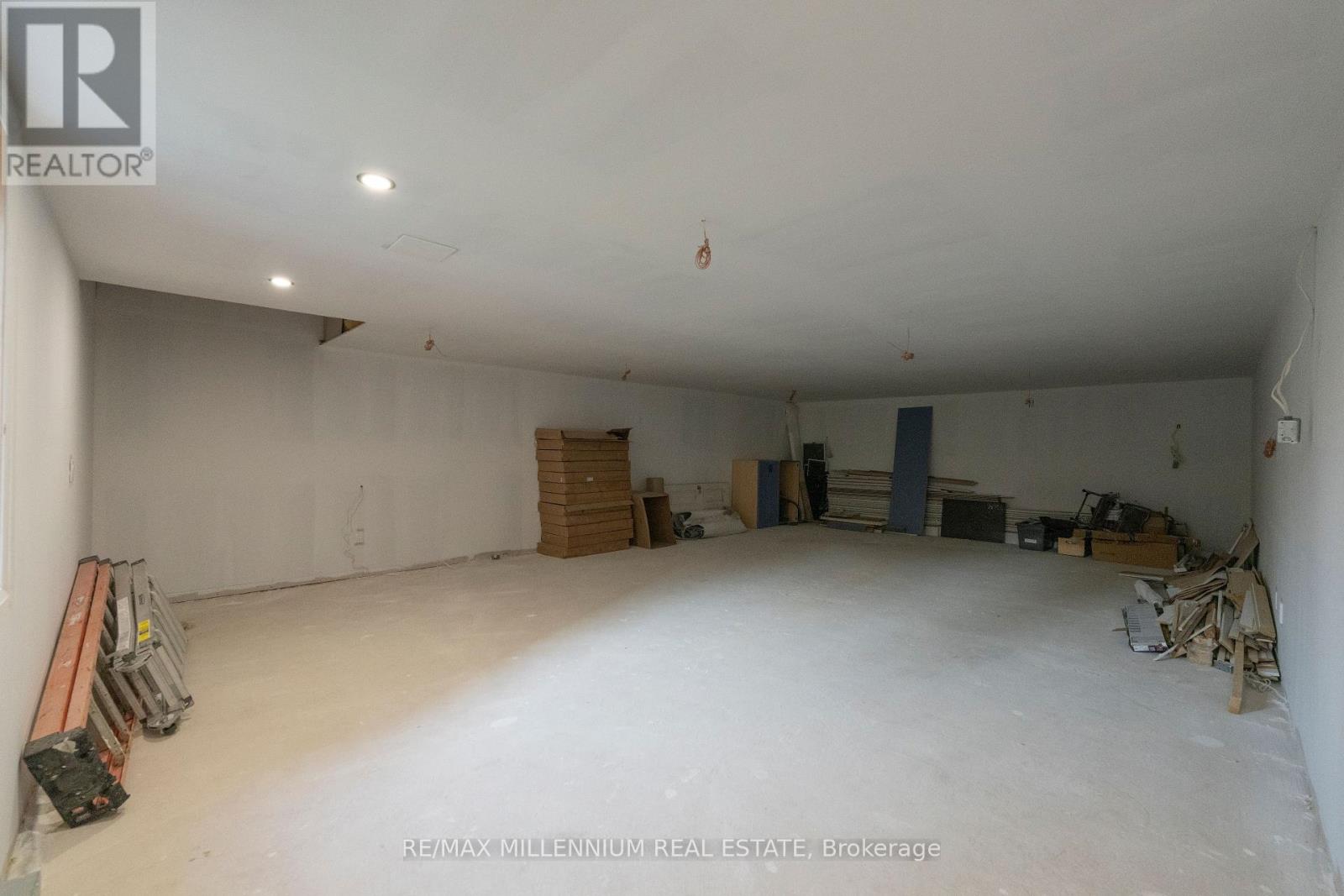 20 Glassford Court Property Photo 44