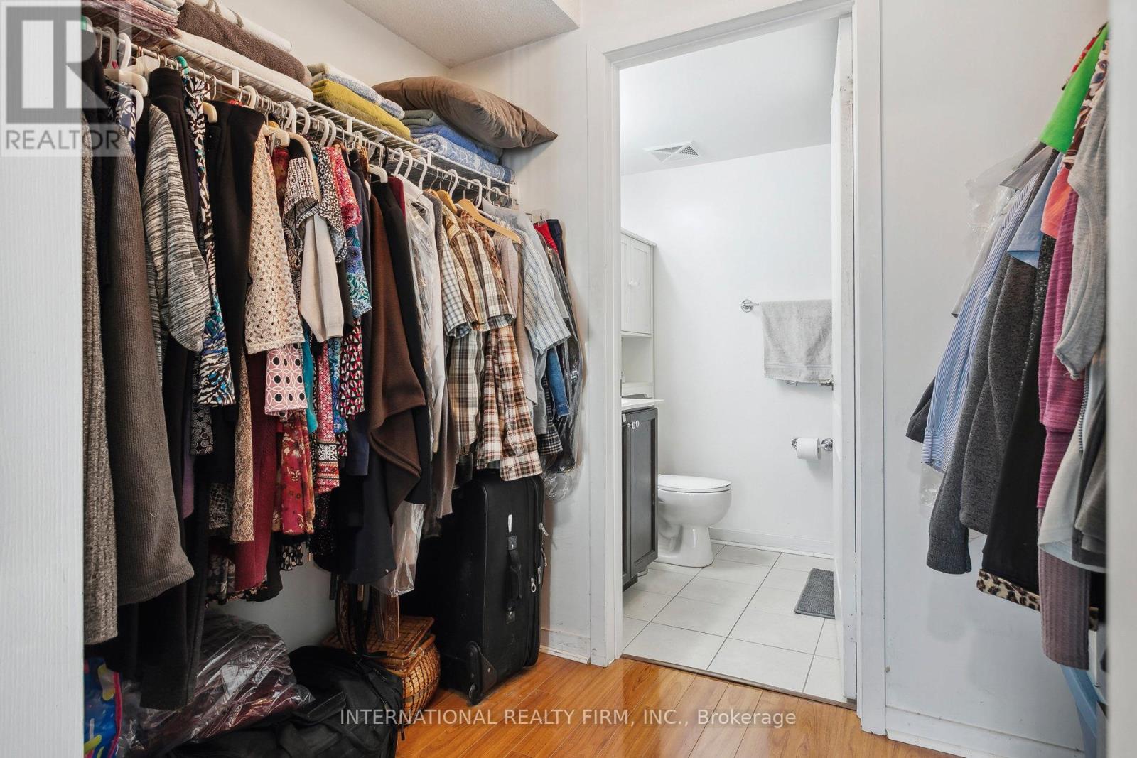 2113 - 6 Dayspring Circle Property Photo 18