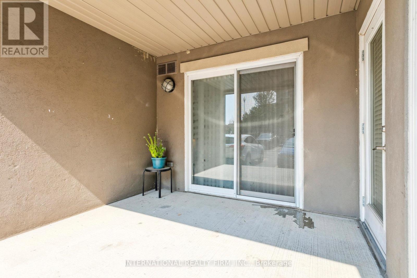 2113 - 6 Dayspring Circle Property Photo 21