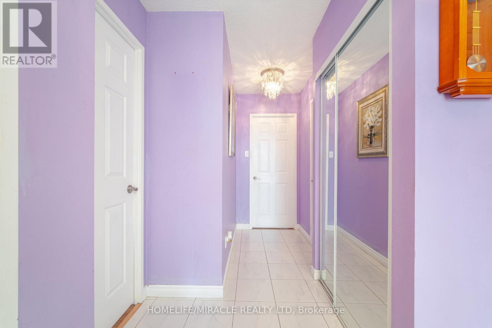 401 - 26 Hanover Road Property Photo 19