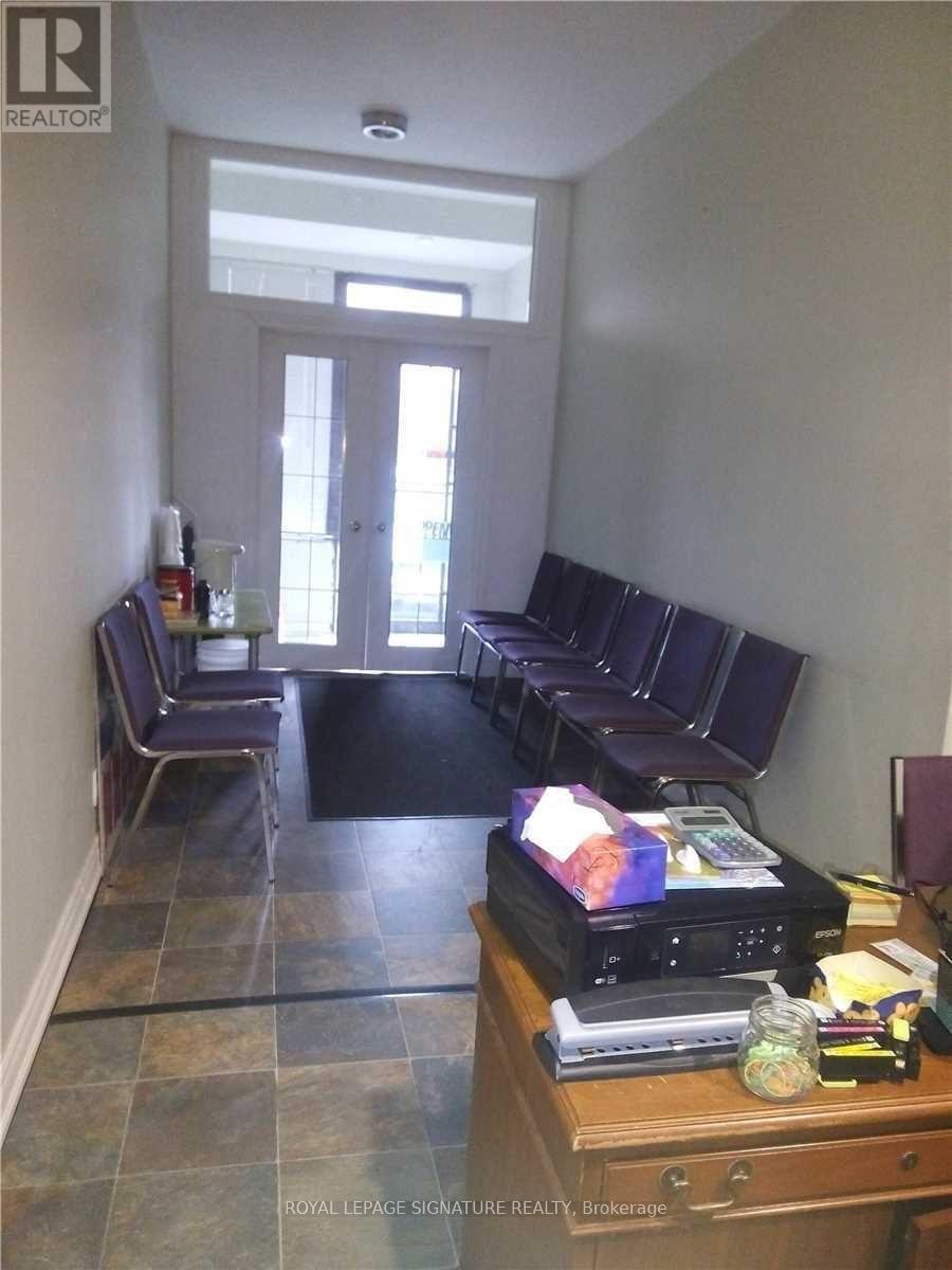 1853 Davenport Road Property Photo 2