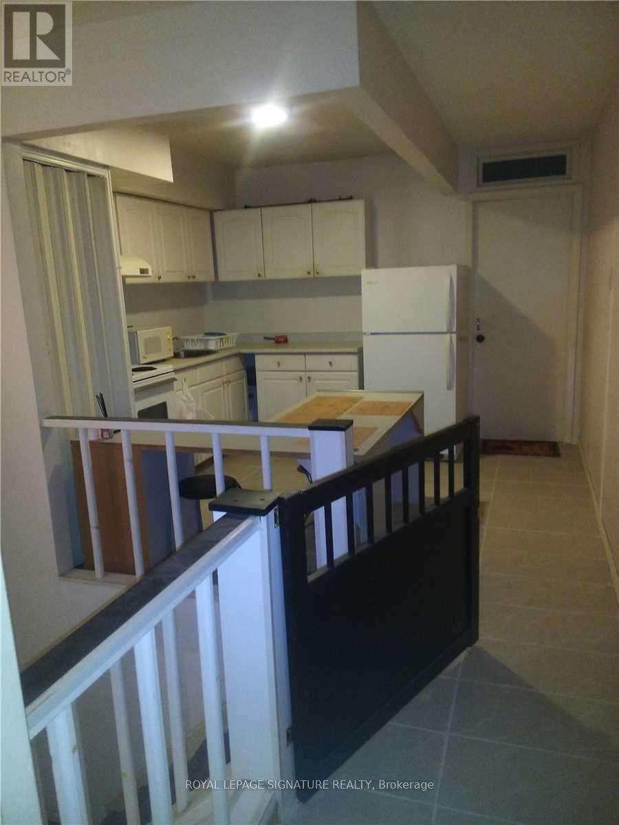 1853 Davenport Road Property Photo 9
