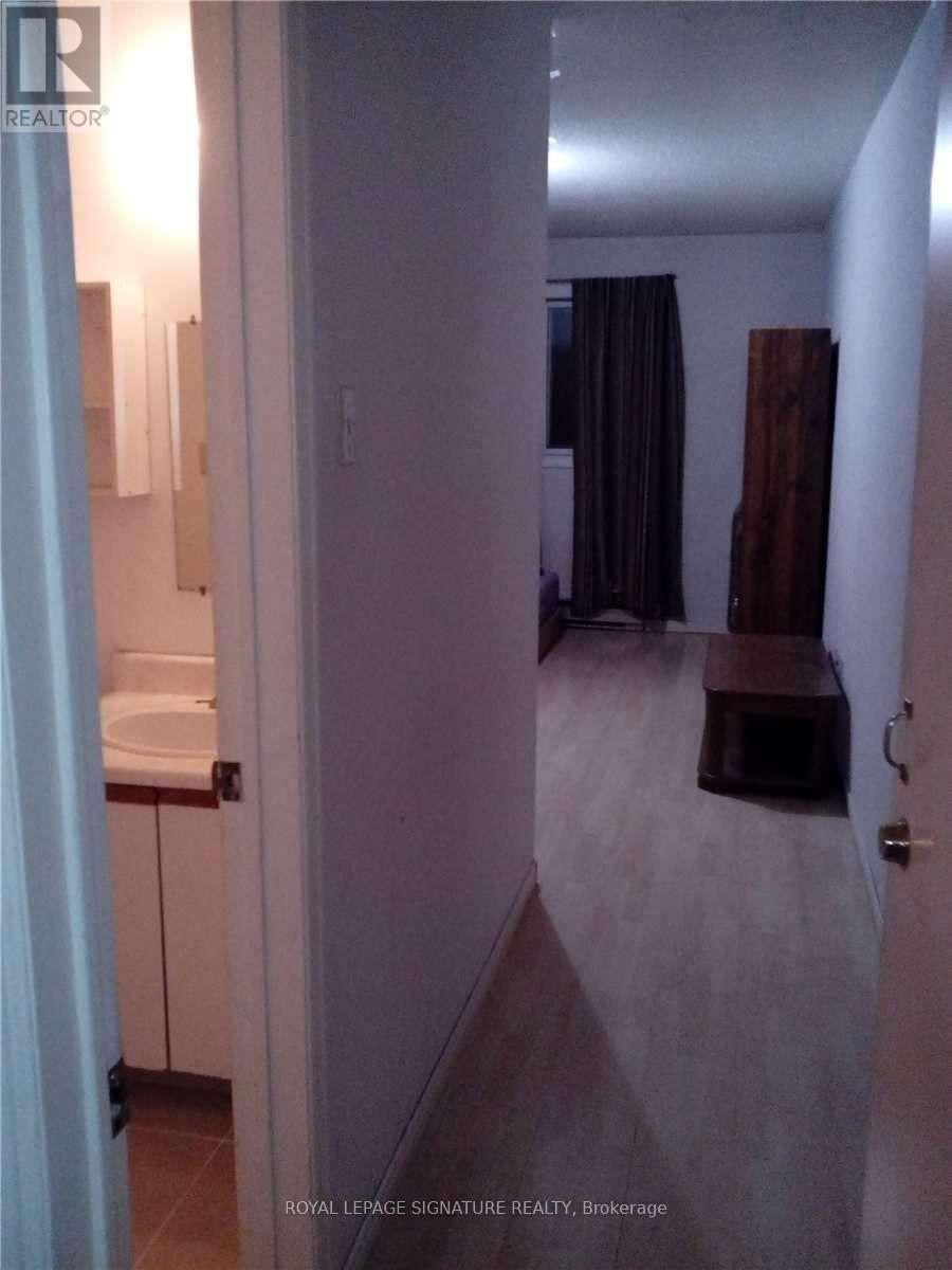 1853 Davenport Road Property Photo 16