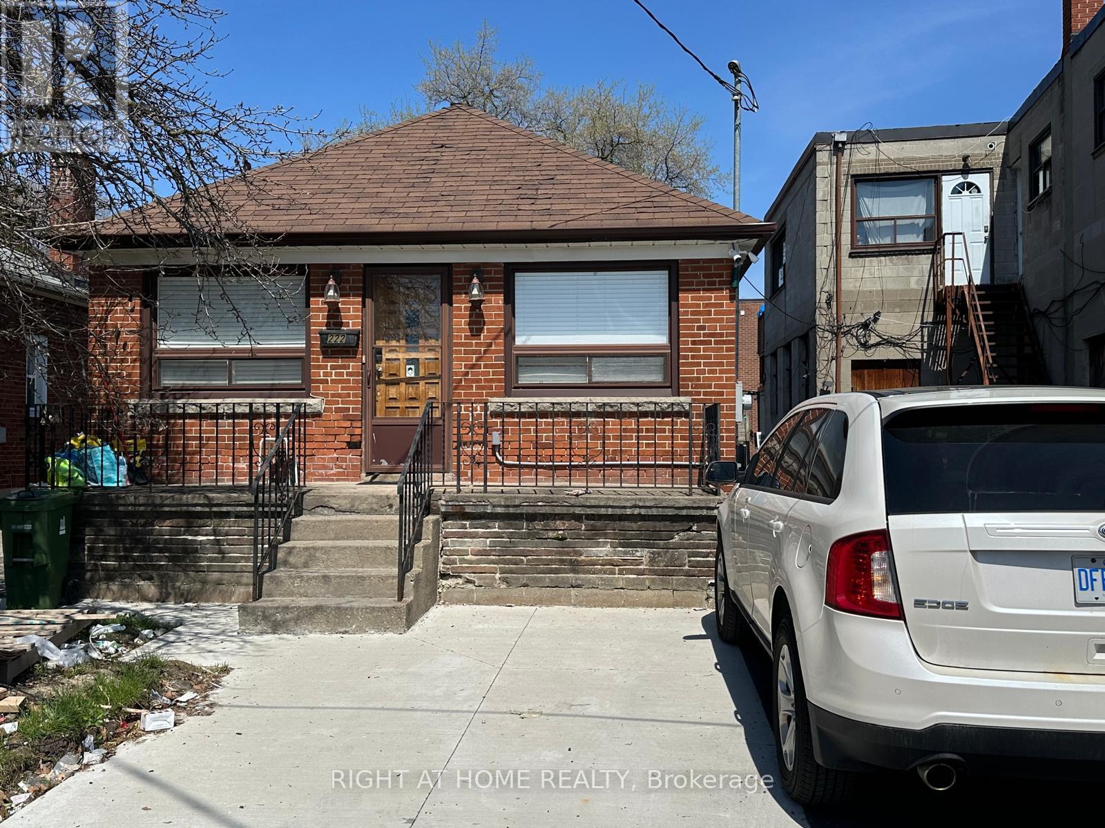 1778 Jane Street Property Photo 5