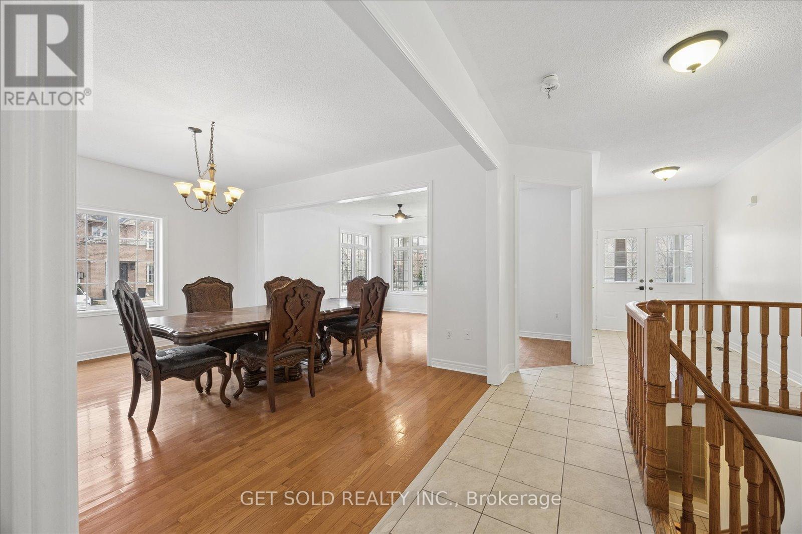 16 Deerchase Road Property Photo 15