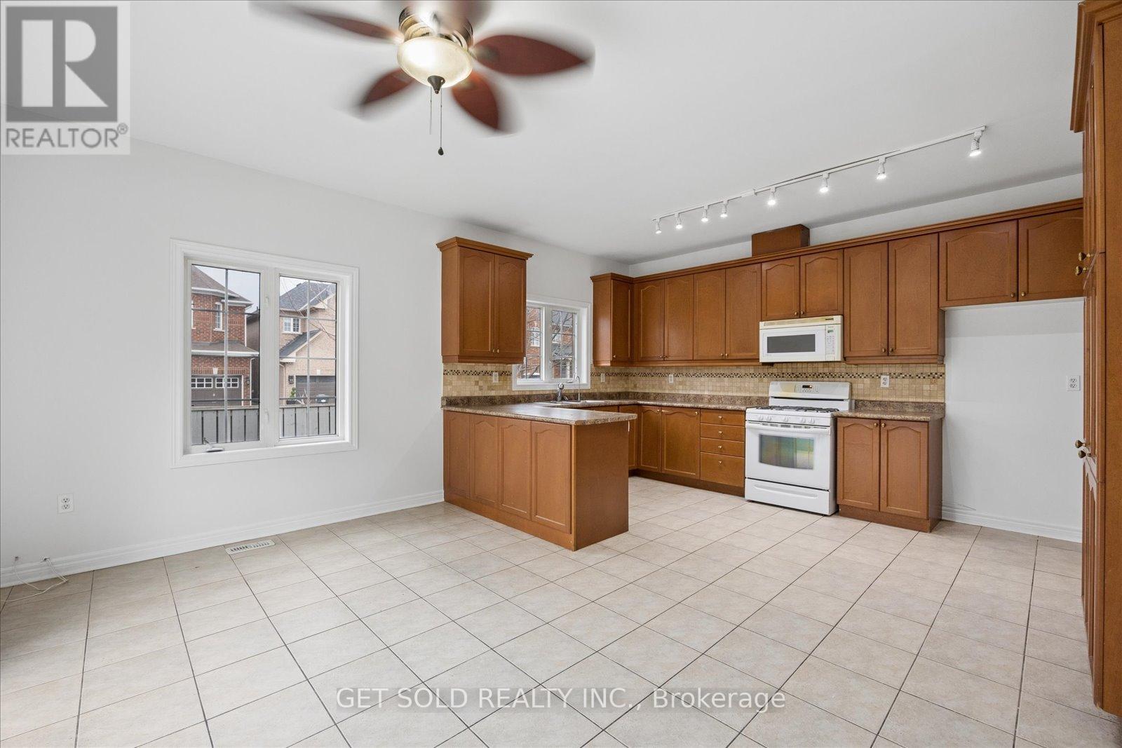 16 Deerchase Road Property Photo 16