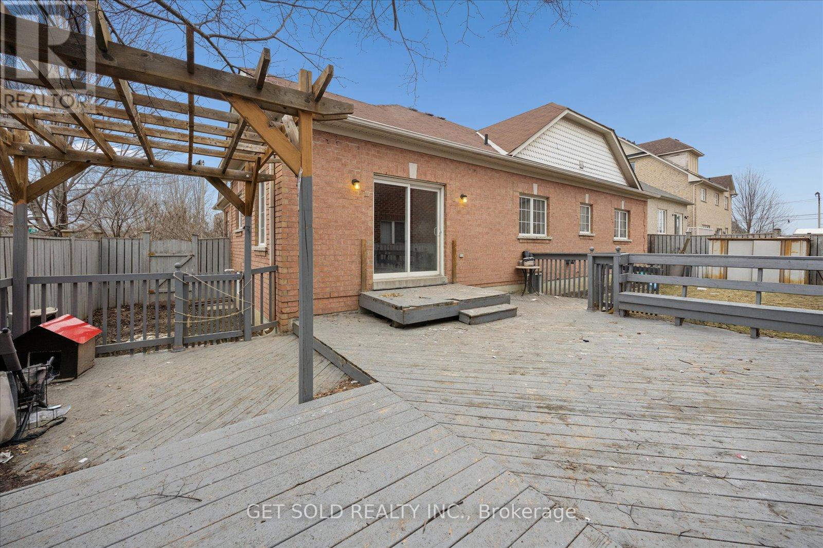 16 Deerchase Road Property Photo 43