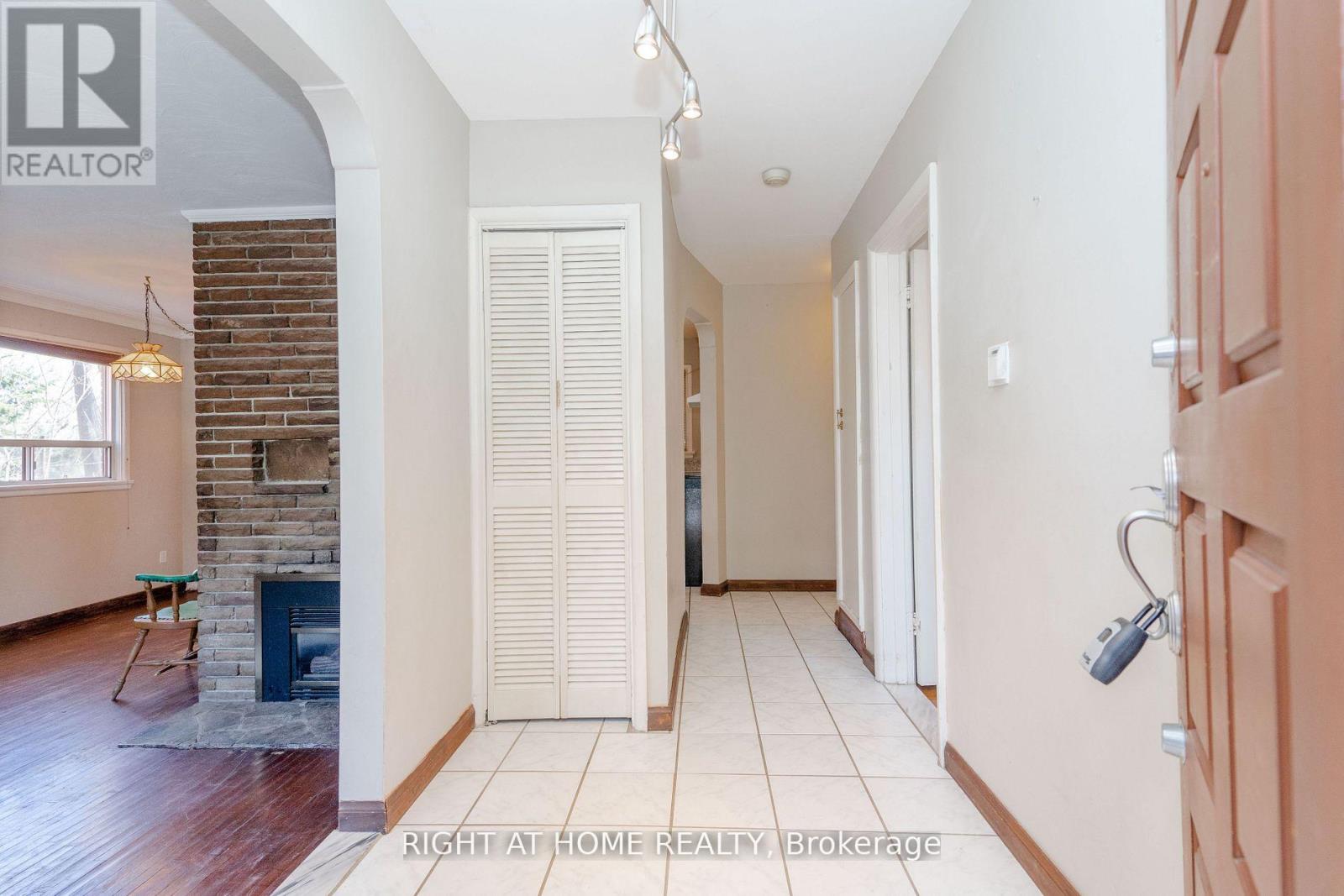 1045 Deta Road Property Photo 10