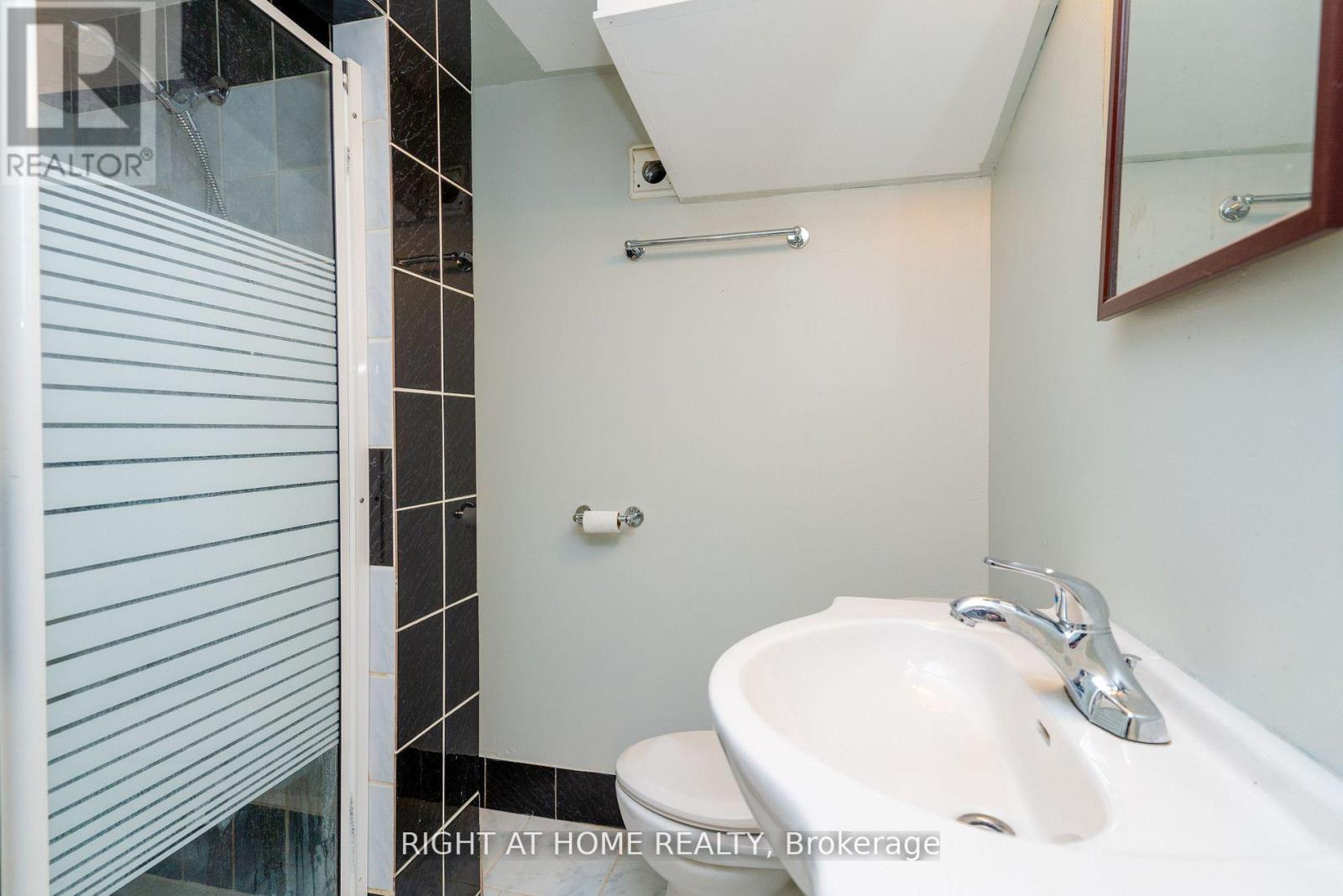 1045 Deta Road Property Photo 22