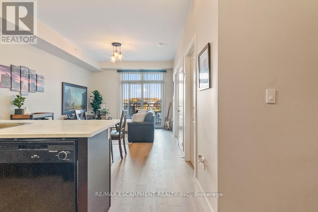 302 - 5020 Corporate Drive Property Photo 6