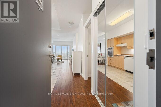 1003 - 810 Scollard Court Property Photo 7