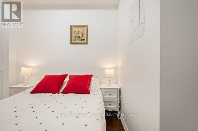 1003 - 810 Scollard Court Property Photo 23