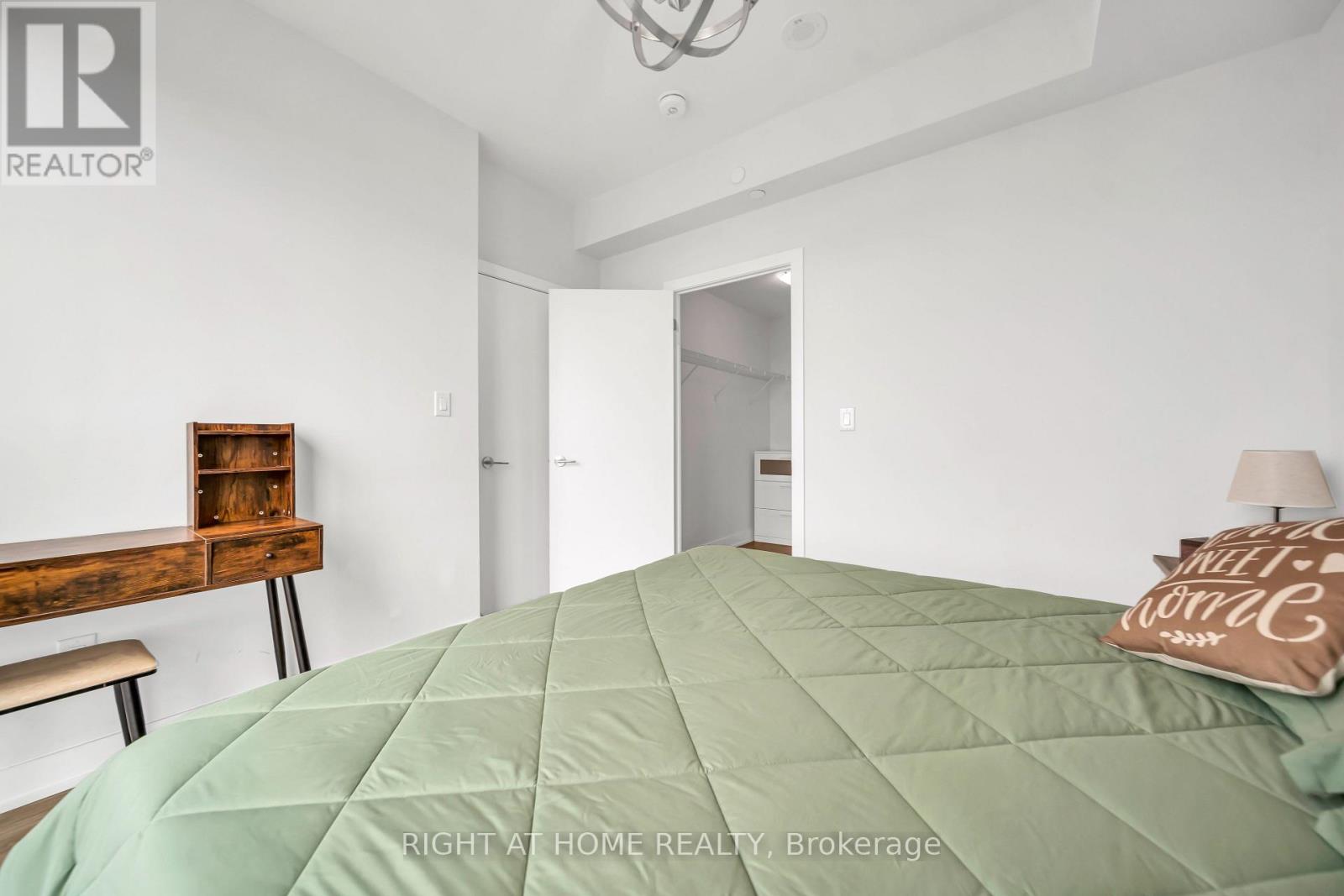 3504 - 4130 Parkside Village Drive Property Photo 28