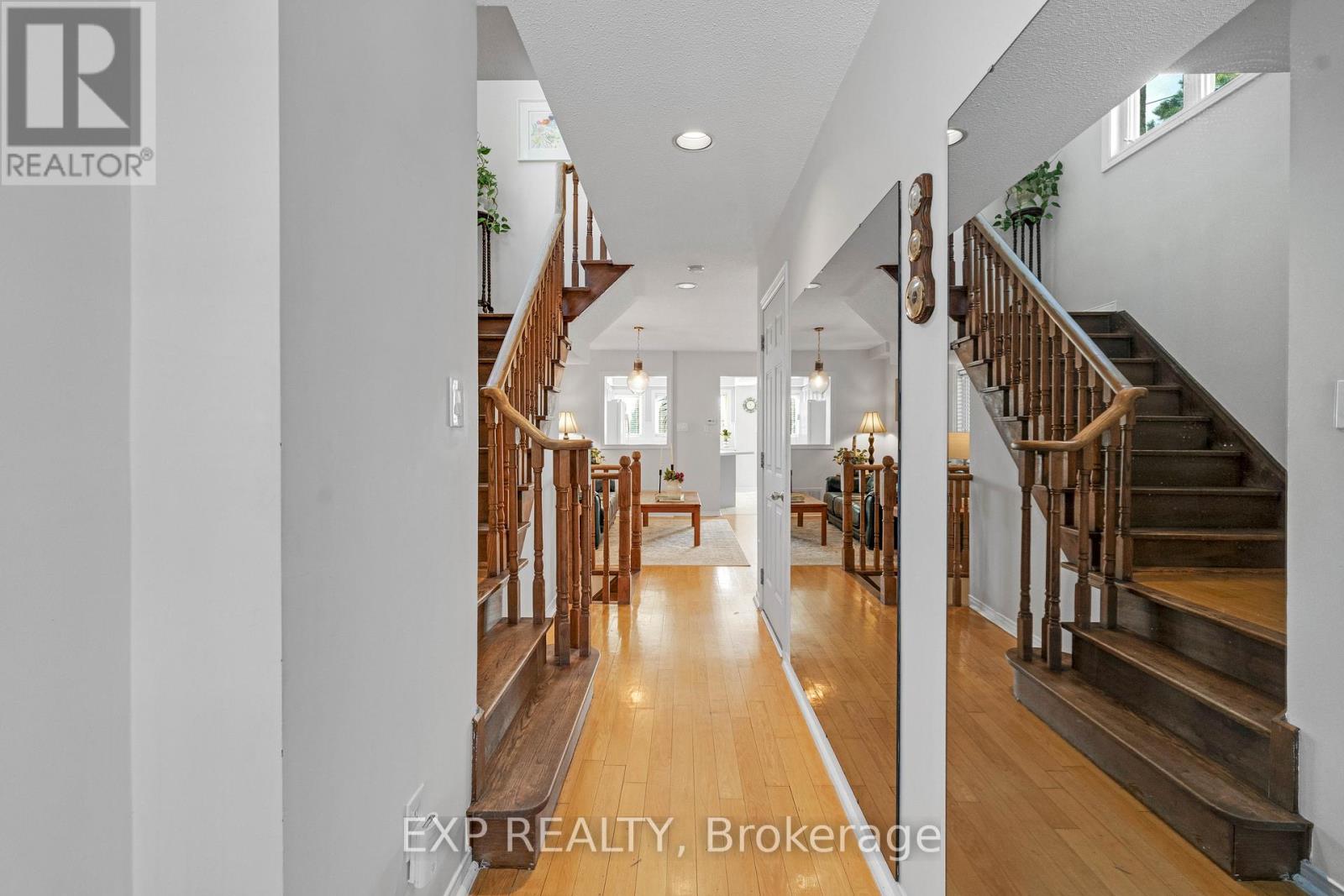 53 - 455 Apache Court Property Photo 5