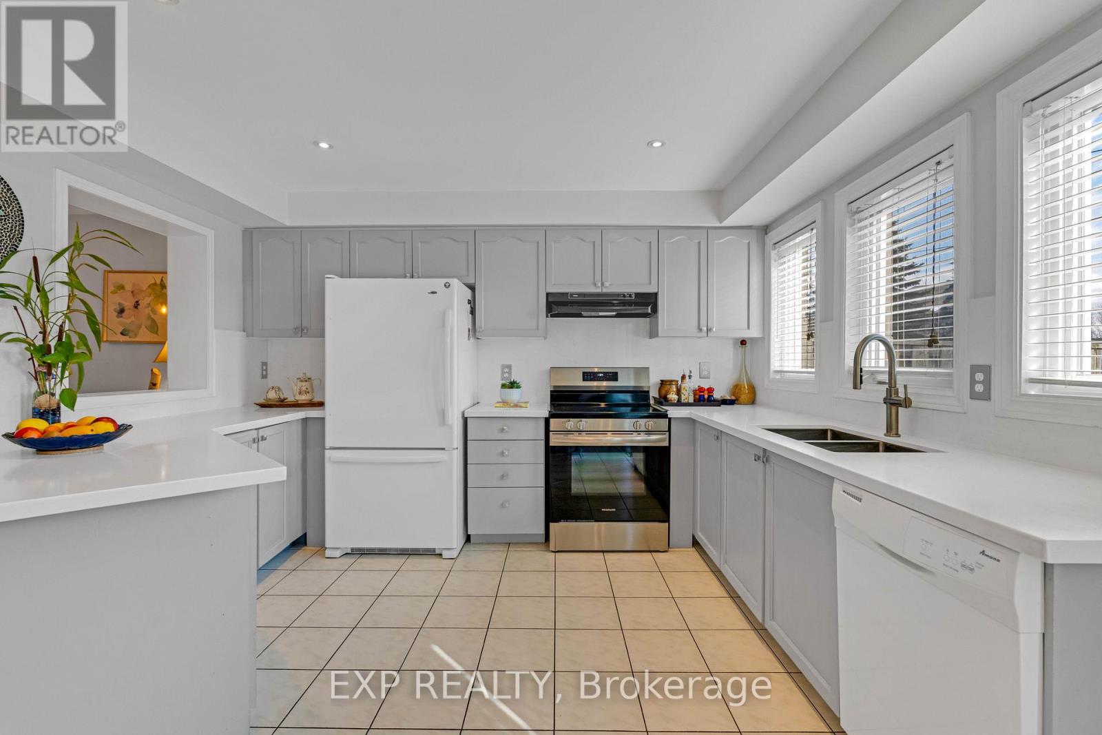 53 - 455 Apache Court Property Photo 10