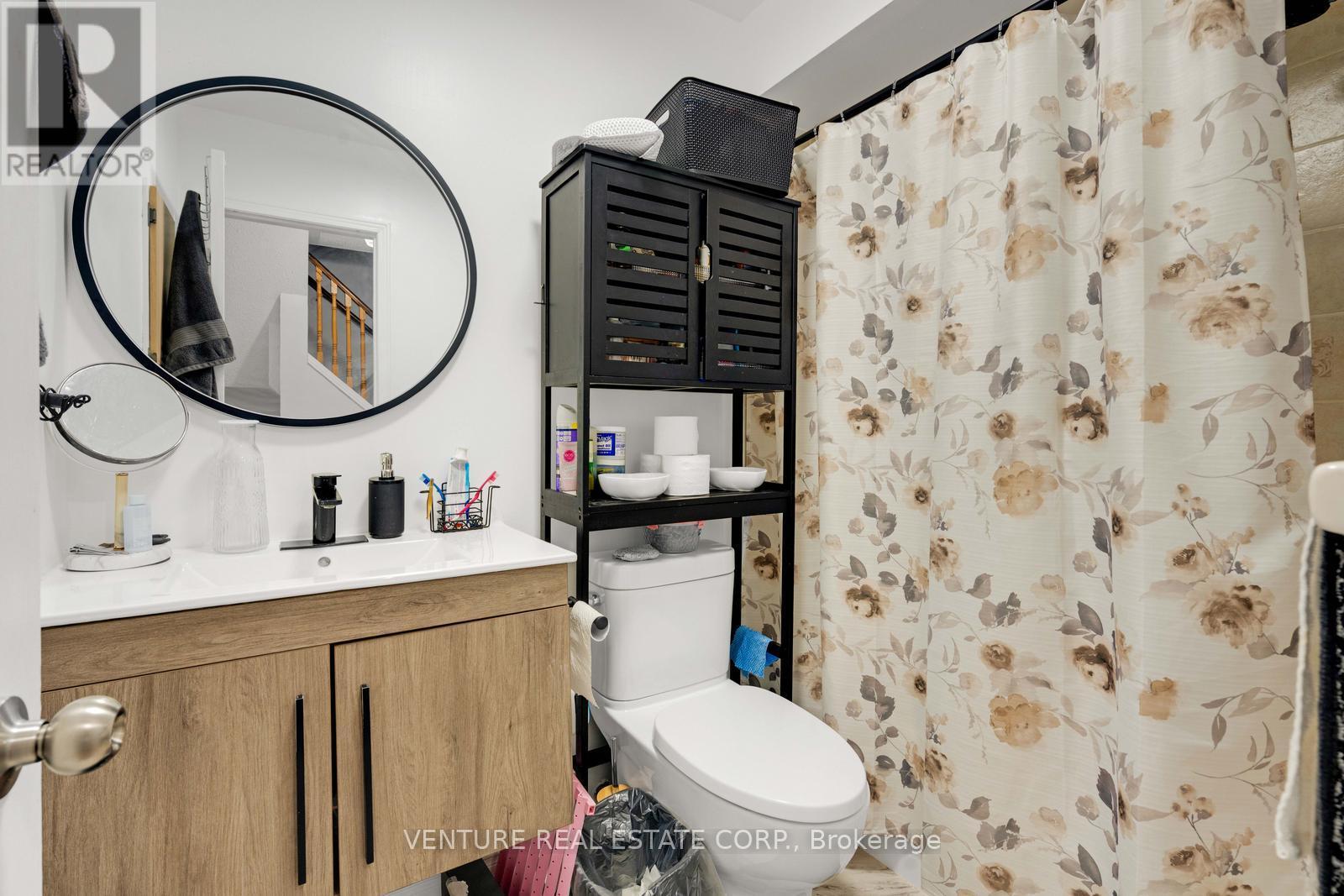 19 Spadina Road Property Photo 15