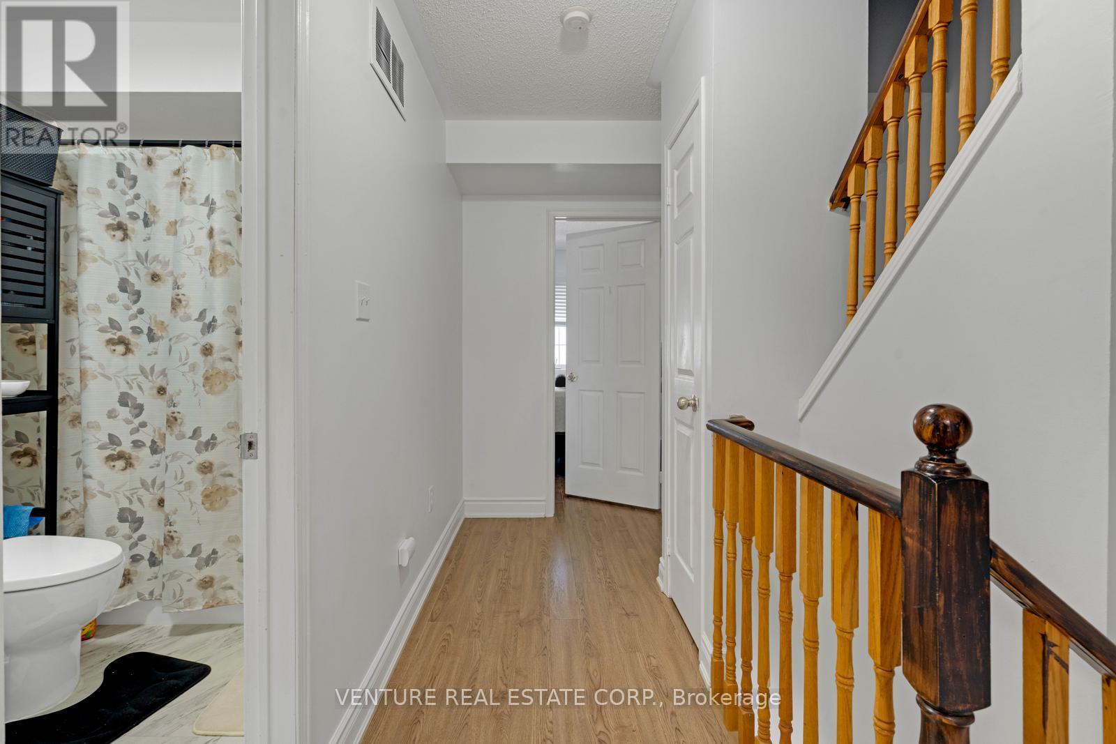 19 Spadina Road Property Photo 16