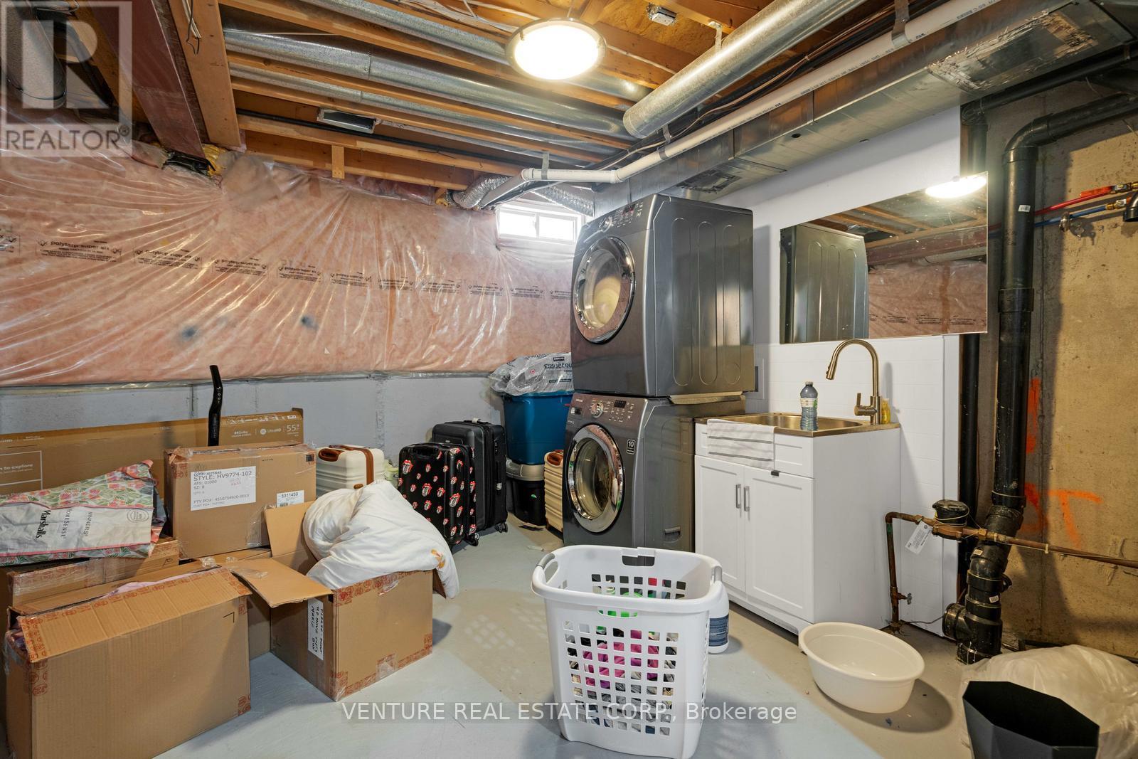 19 Spadina Road Property Photo 20