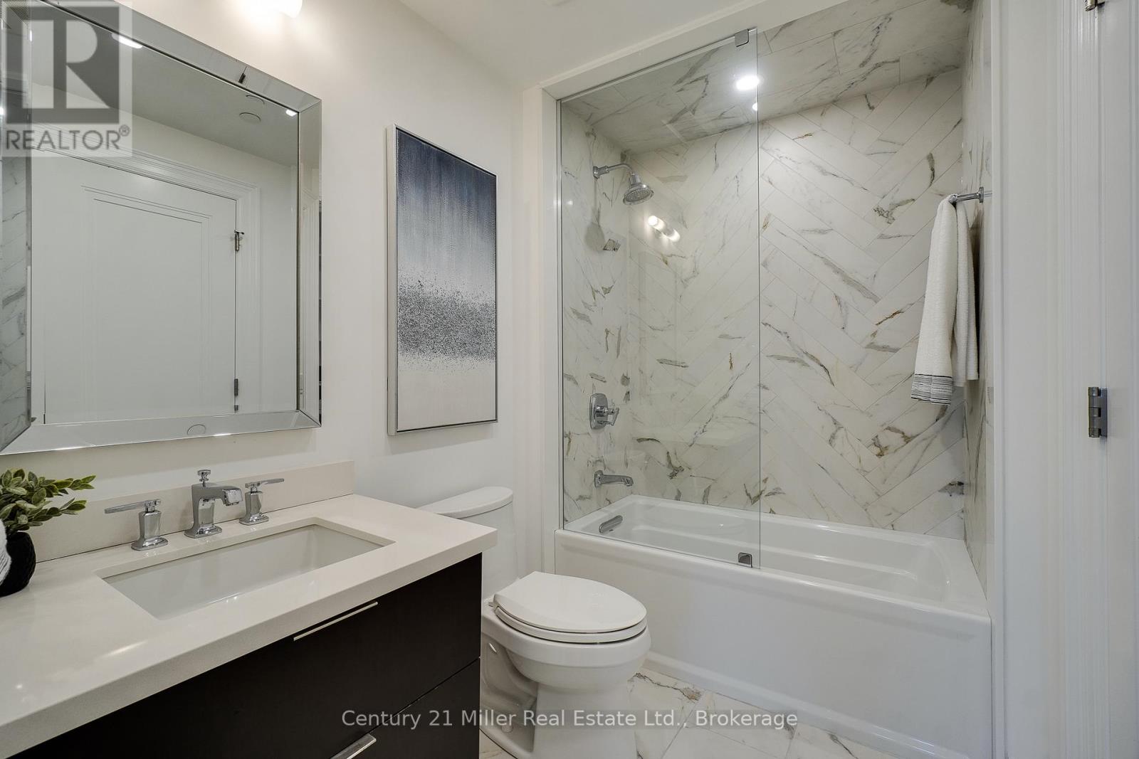 802 - 2060 Lakeshore Road Property Photo 19