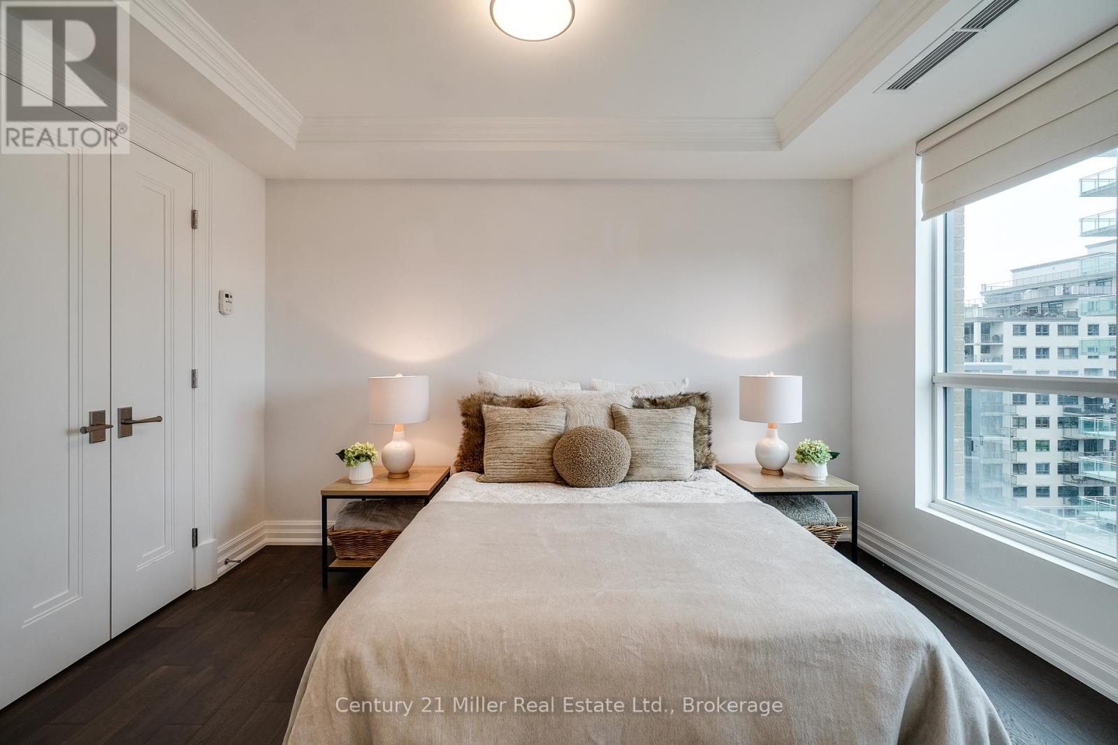 802 - 2060 Lakeshore Road Property Photo 22