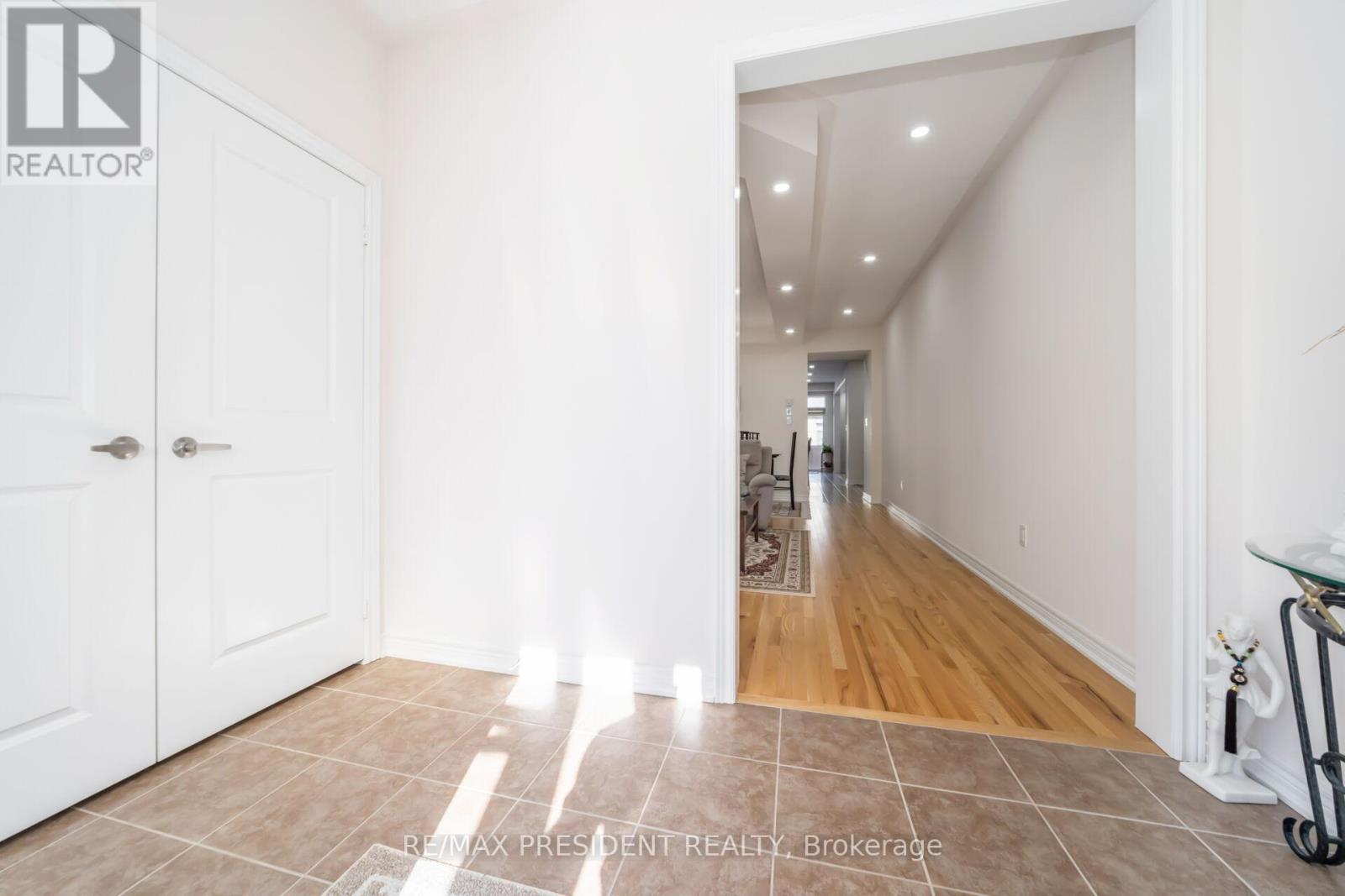 13 Clunburry Road Property Photo 7