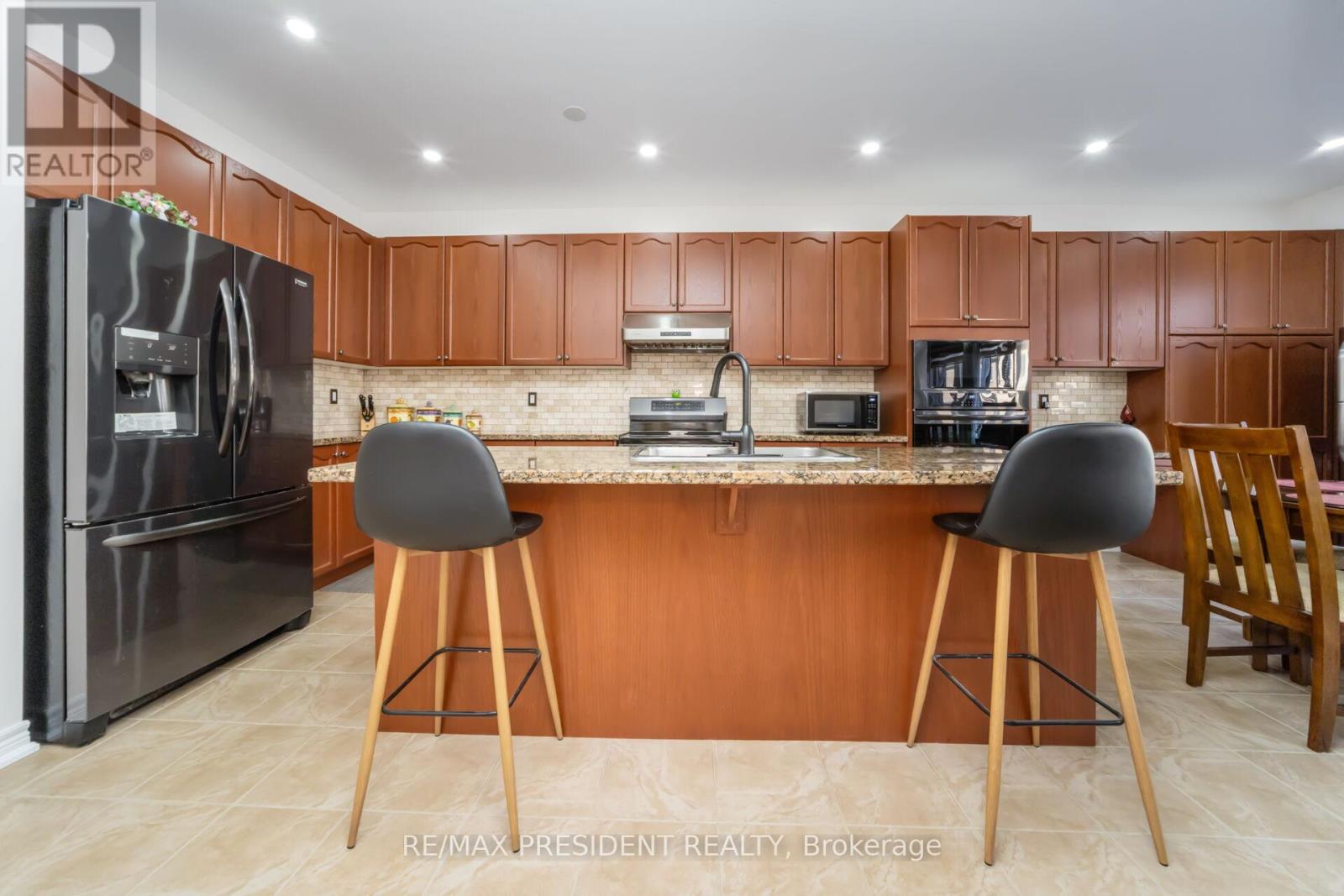 13 Clunburry Road Property Photo 14