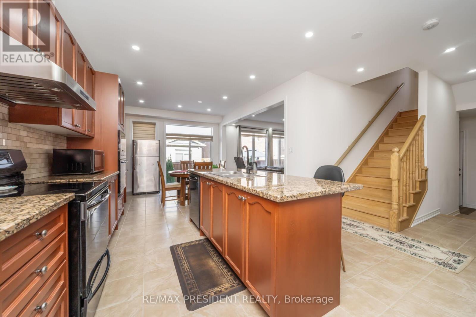 13 Clunburry Road Property Photo 18
