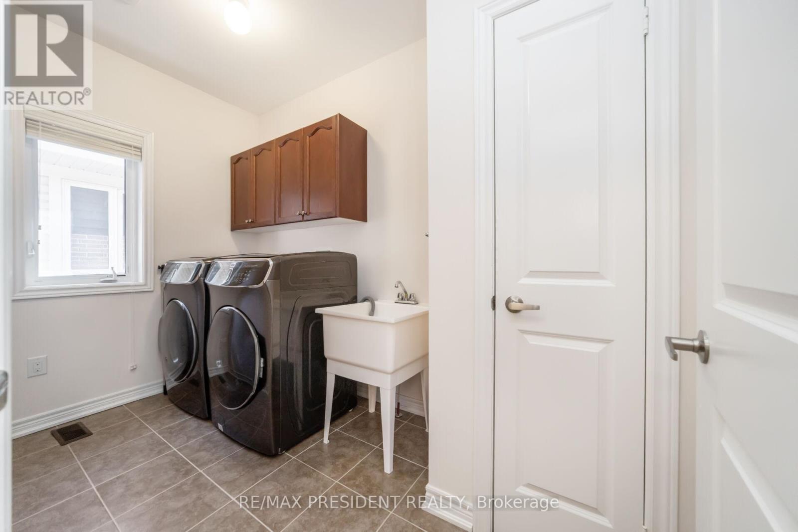 13 Clunburry Road Property Photo 27