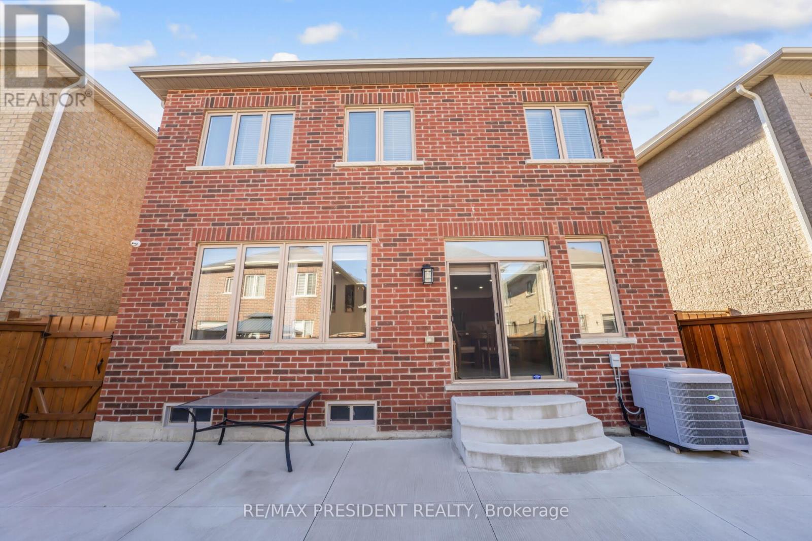 13 Clunburry Road Property Photo 48