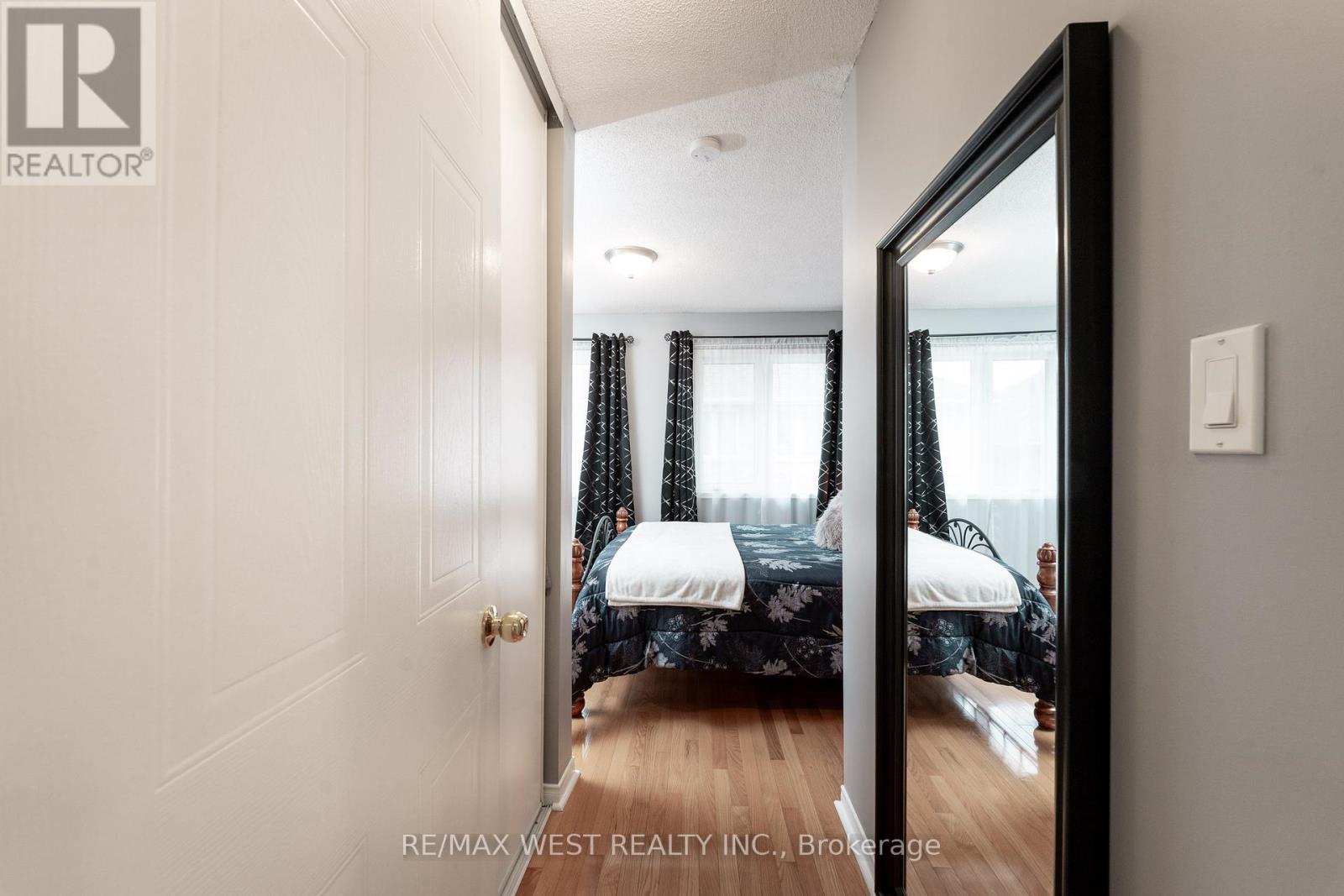 28 Shining Star Crescent Property Photo 27