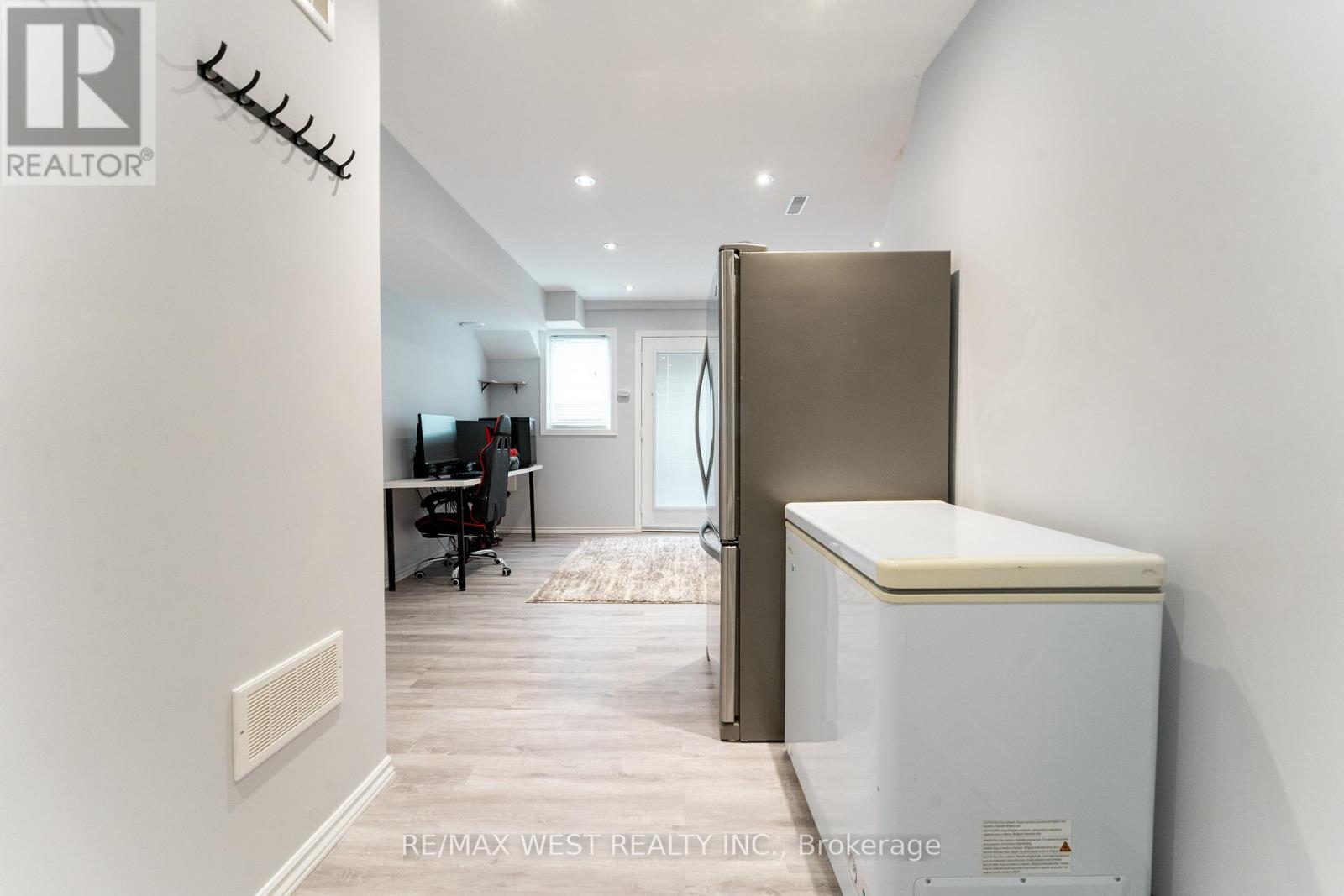 28 Shining Star Crescent Property Photo 36