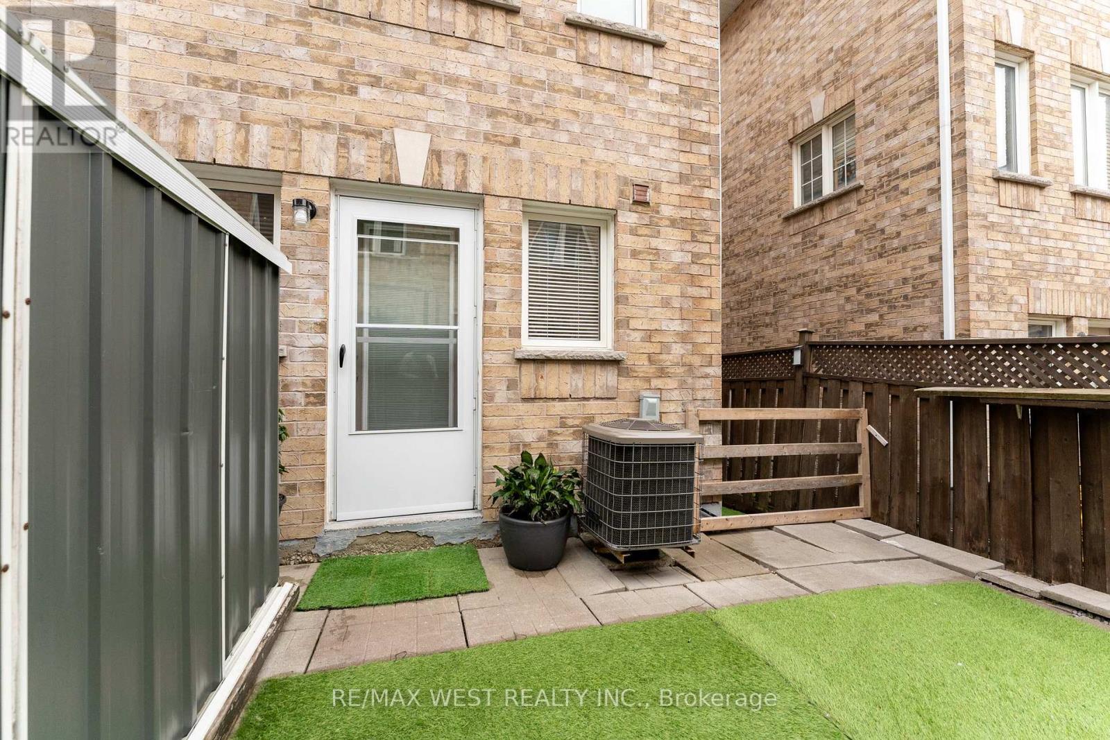 28 Shining Star Crescent Property Photo 40