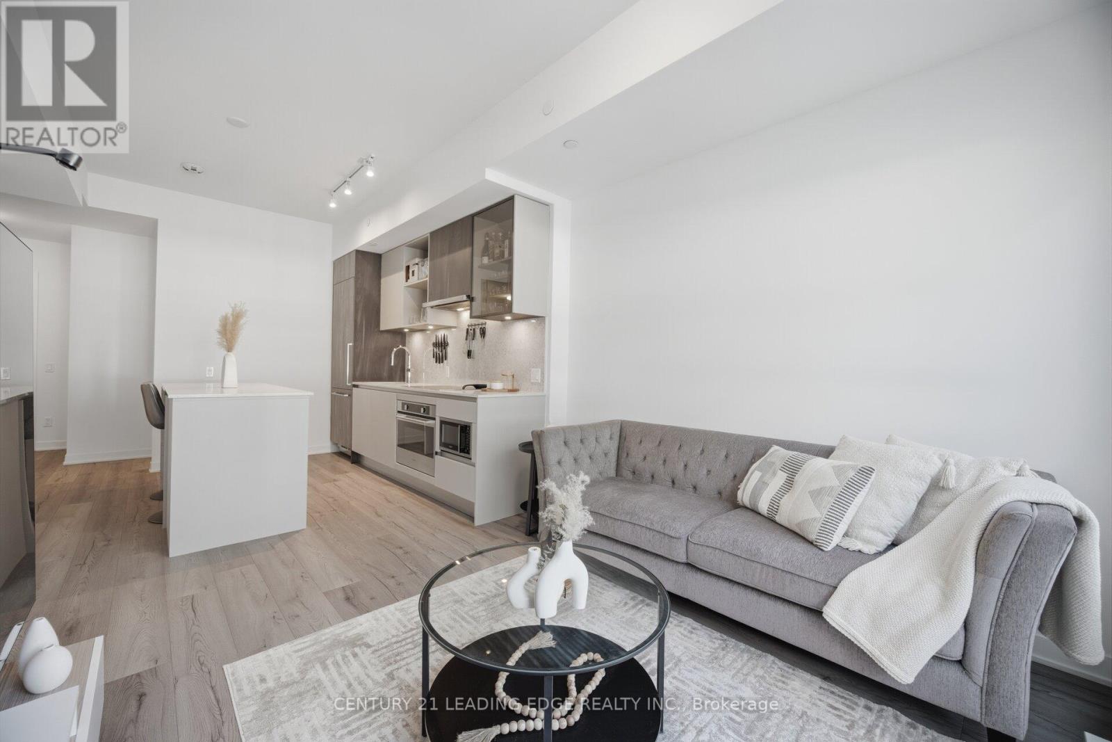 317 - 405 Dundas Street W Property Photo 13