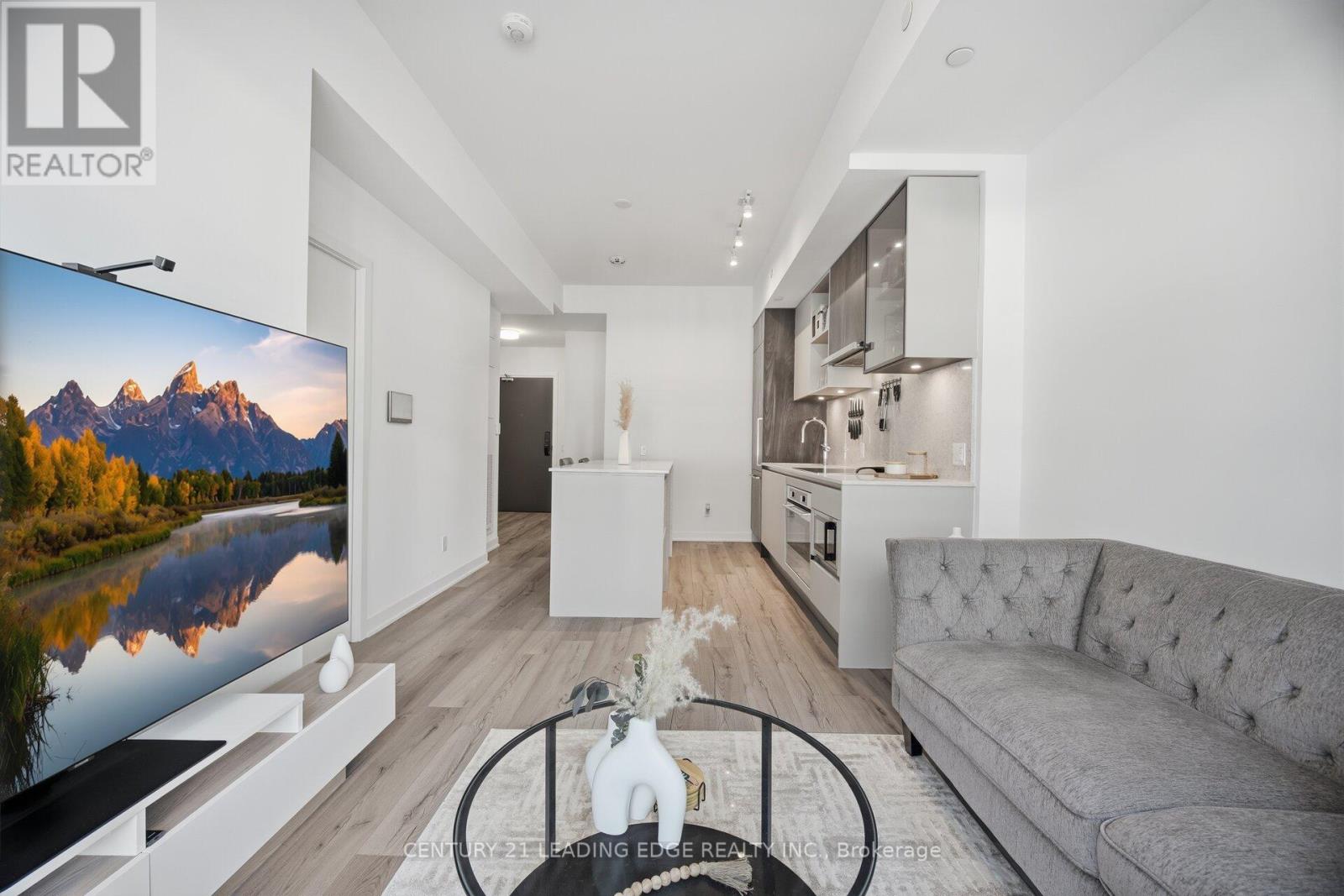 317 - 405 Dundas Street W Property Photo 16