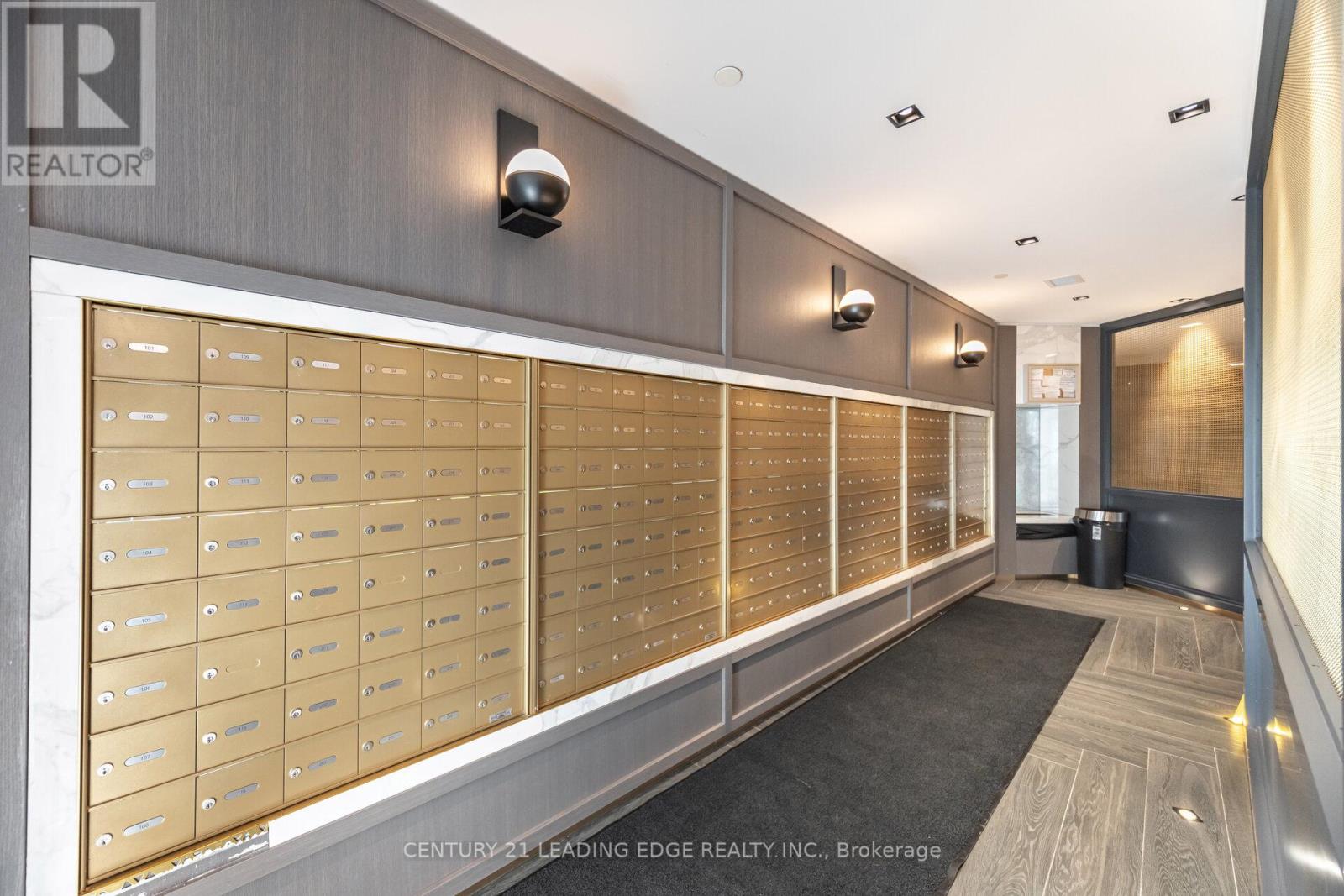 317 - 405 Dundas Street W Property Photo 47