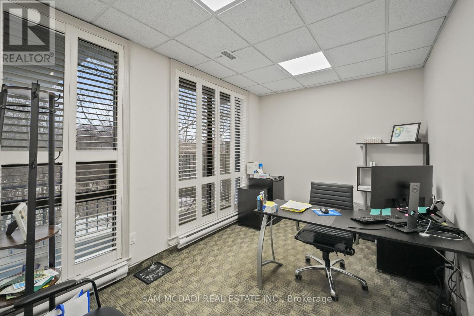 1645 Dundas Street W Property Photo 36